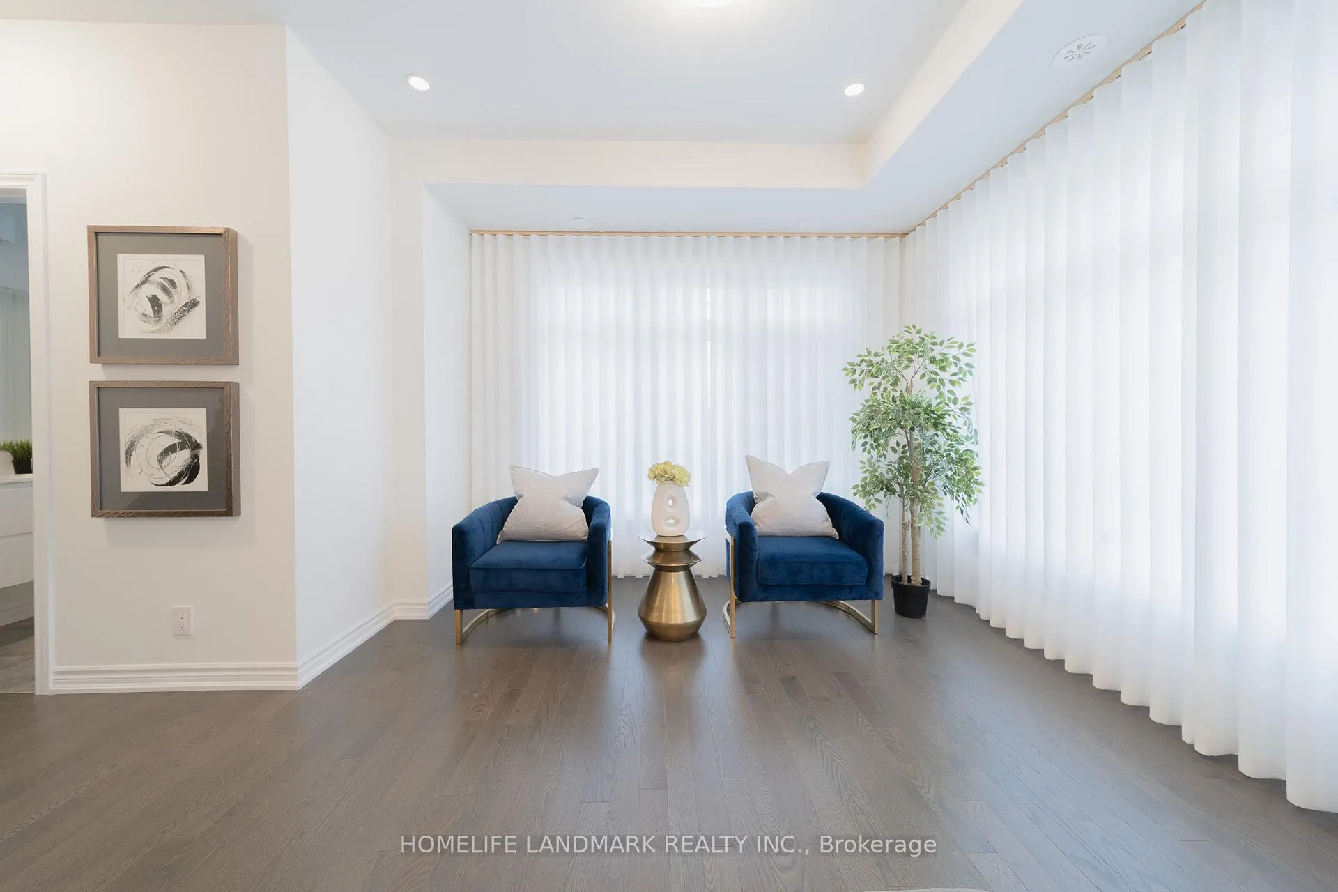 Photo 3 of 54 Guardhouse Crescent, Markham, Angus Glen — HOMEH