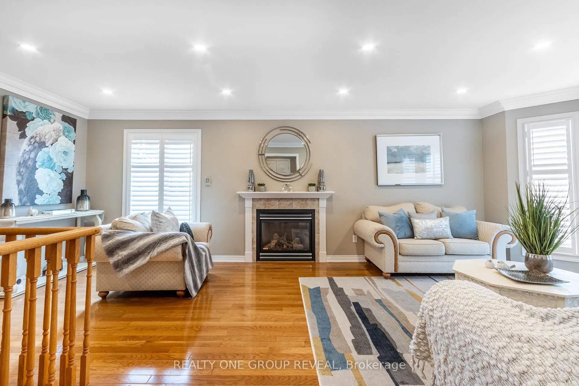 Photo 4 of 125 Ardwick Street E, Whitby, Blue Grass Meadows — HOMEH