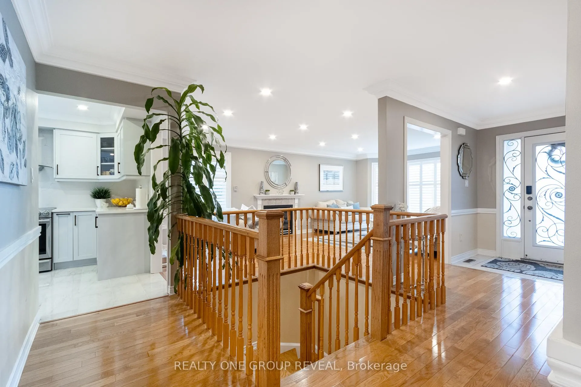 Photo 6 of 125 Ardwick Street E, Whitby, Blue Grass Meadows — HOMEH