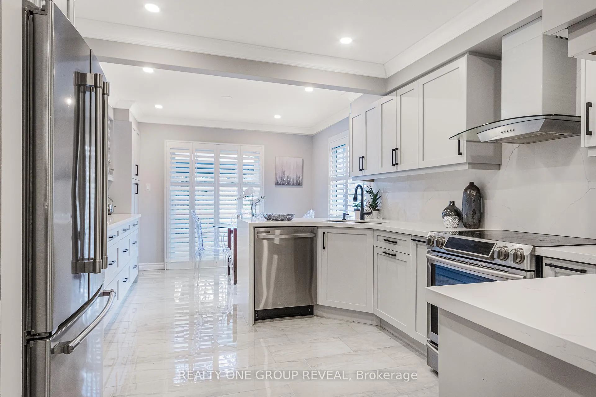Photo 11 of 125 Ardwick Street E, Whitby, Blue Grass Meadows — HOMEH