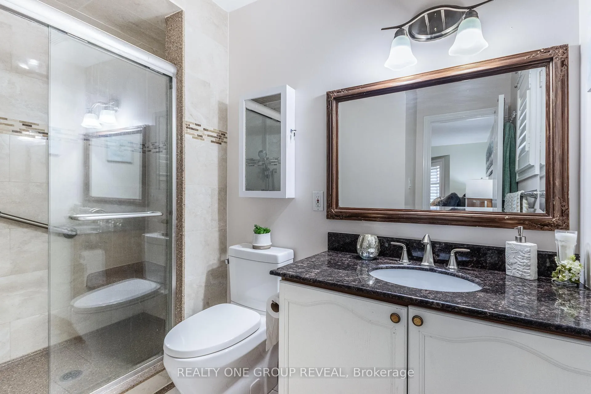 Photo 16 of 125 Ardwick Street E, Whitby, Blue Grass Meadows — HOMEH