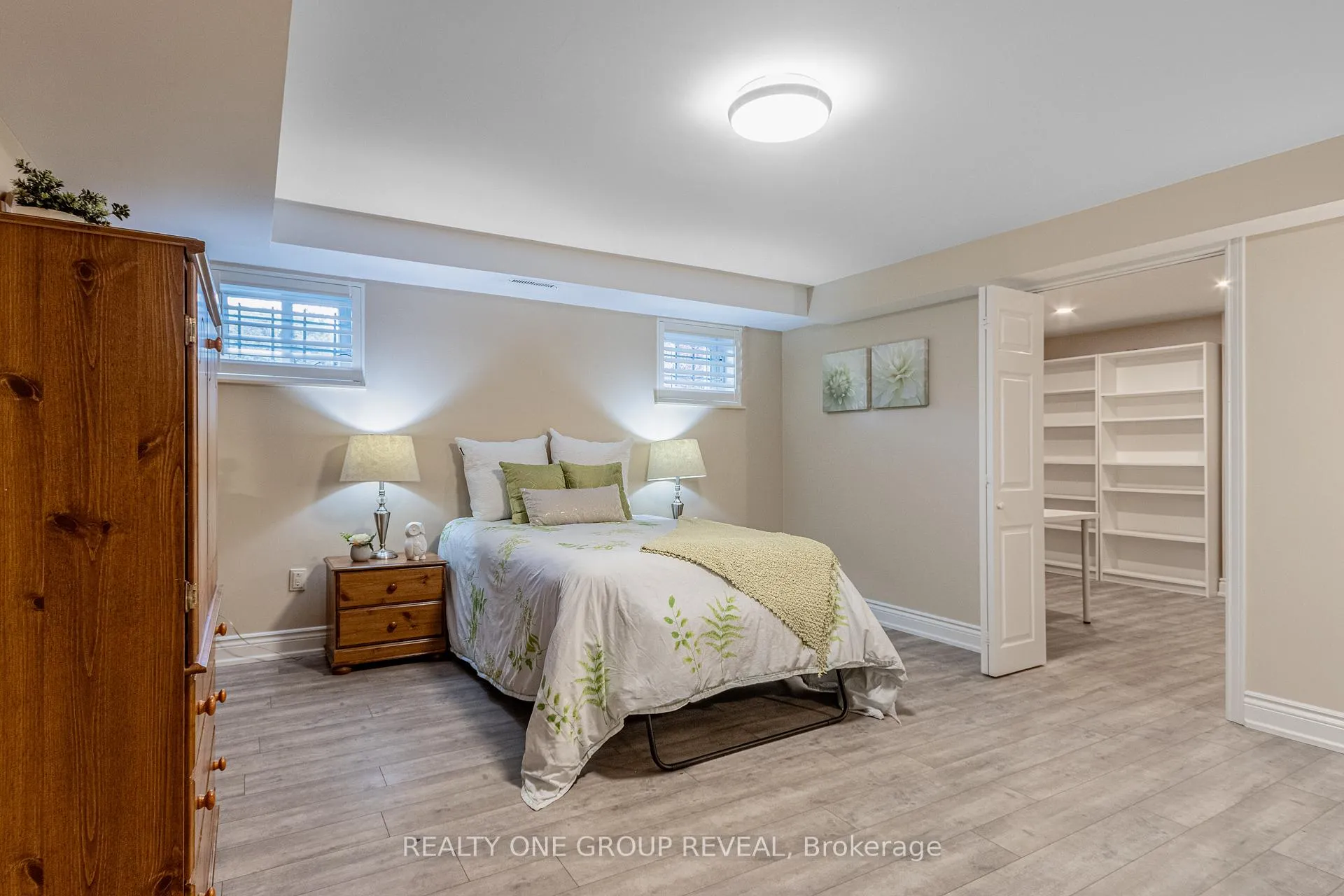 Photo 17 of 125 Ardwick Street E, Whitby, Blue Grass Meadows — HOMEH