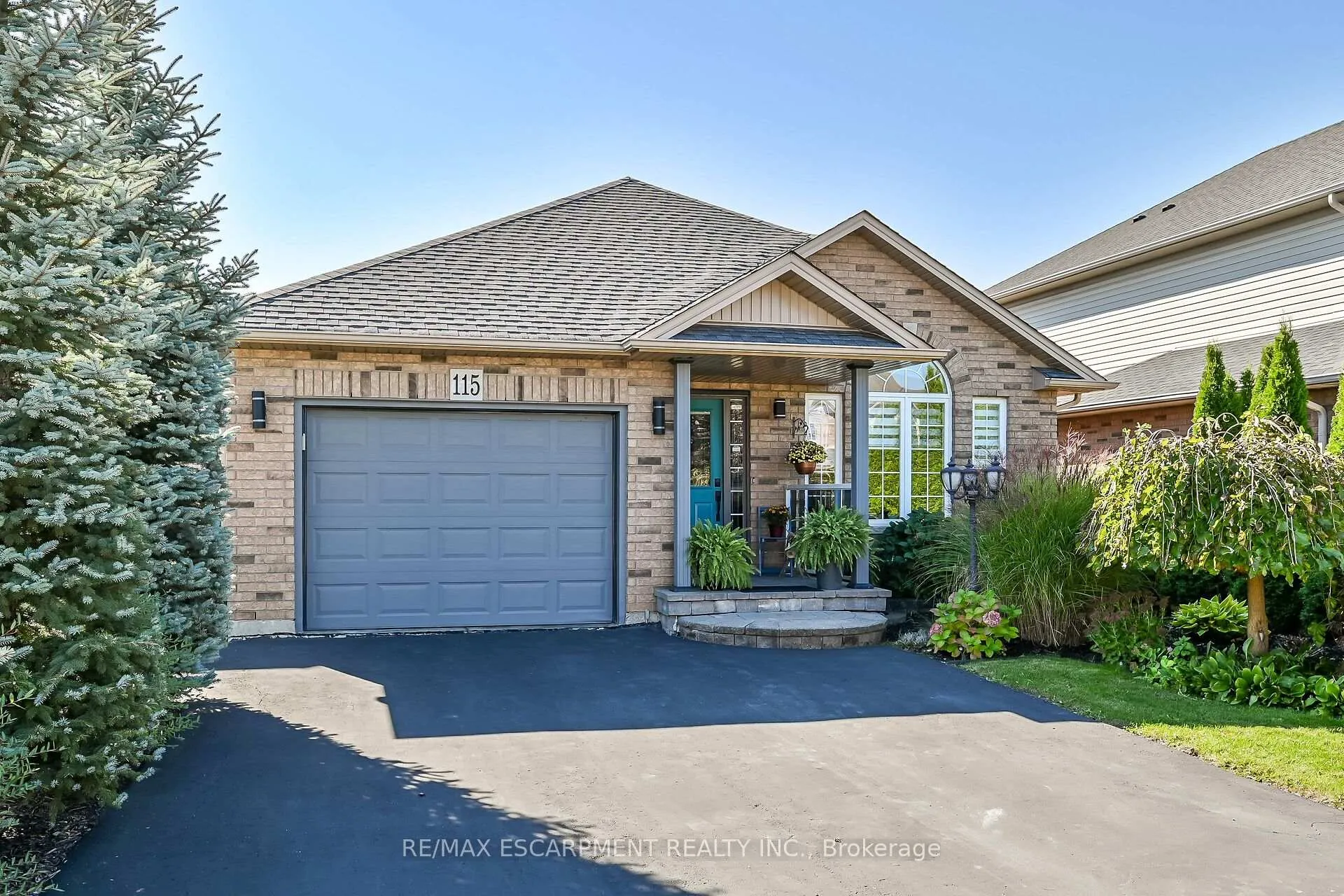 Photo 2 of 115 Provident Way, Hamilton, Mount Hope — HOMEH
