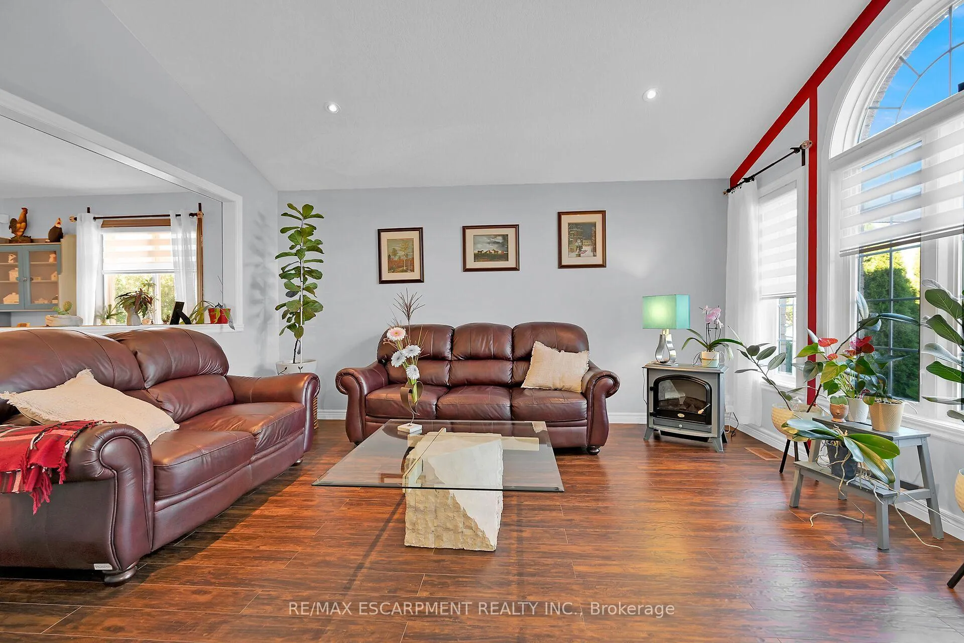 Photo 4 of 115 Provident Way, Hamilton, Mount Hope — HOMEH