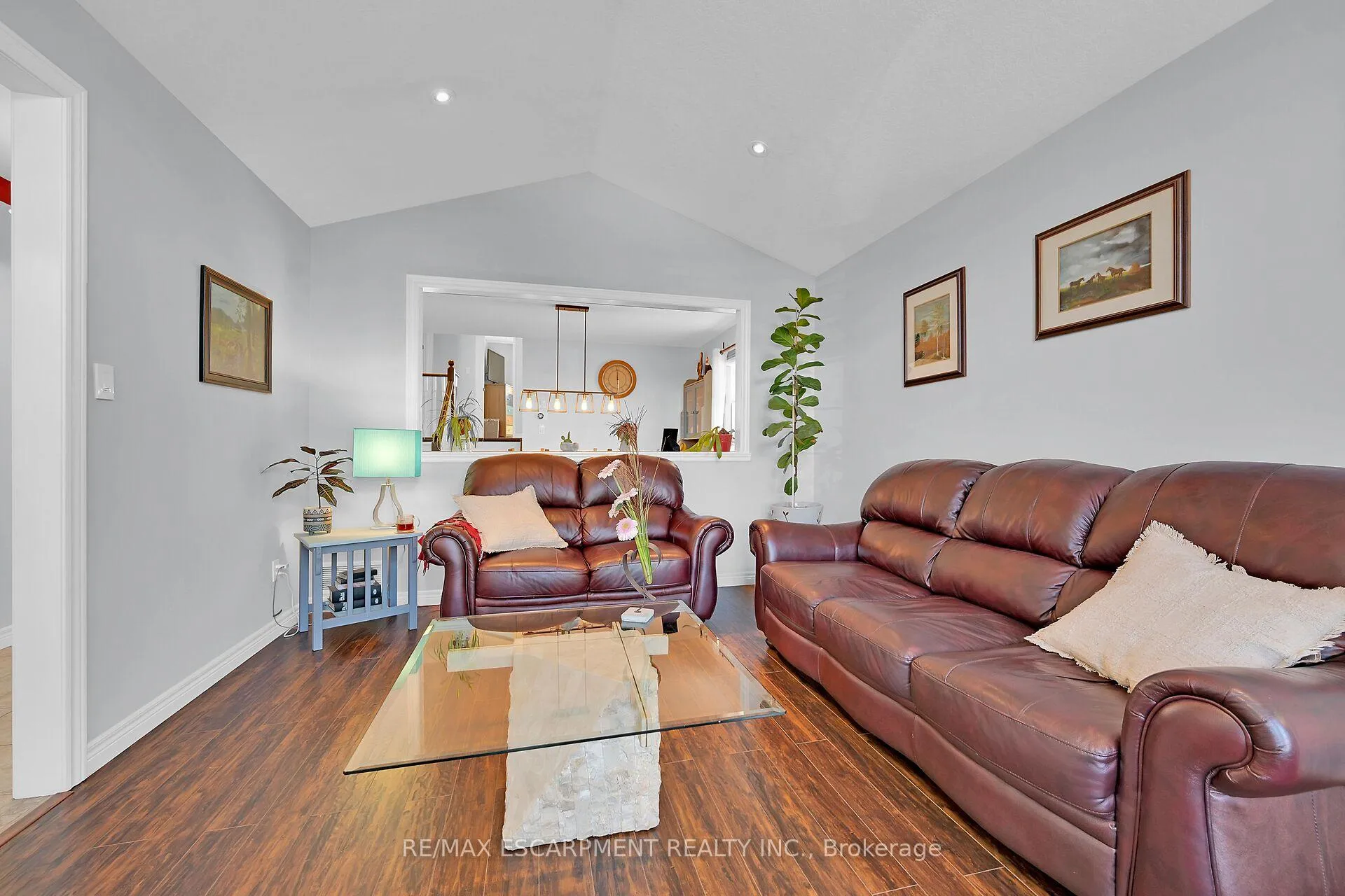 Photo 5 of 115 Provident Way, Hamilton, Mount Hope — HOMEH