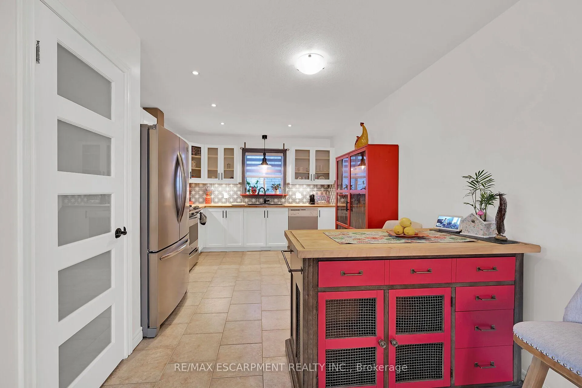 Photo 12 of 115 Provident Way, Hamilton, Mount Hope — HOMEH