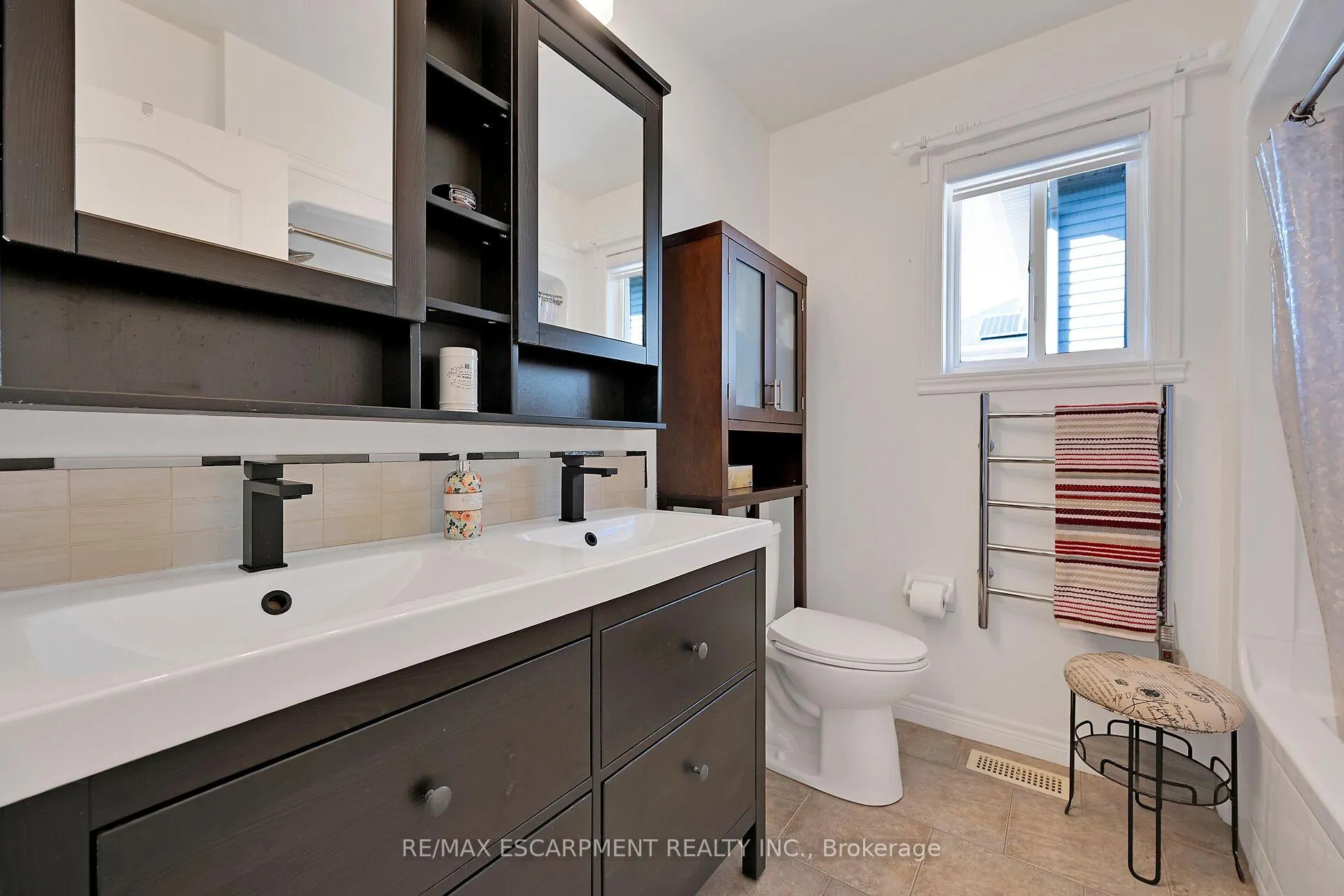 Photo 20 of 115 Provident Way, Hamilton, Mount Hope — HOMEH
