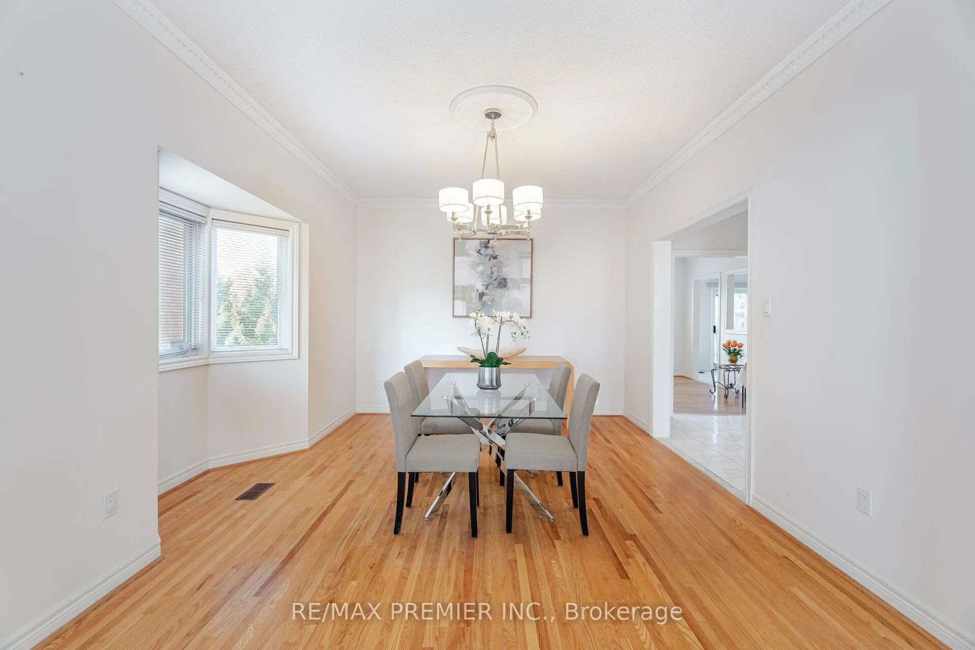 Photo 10 of 350 Calvert Road, Markham, Cachet — HOMEH