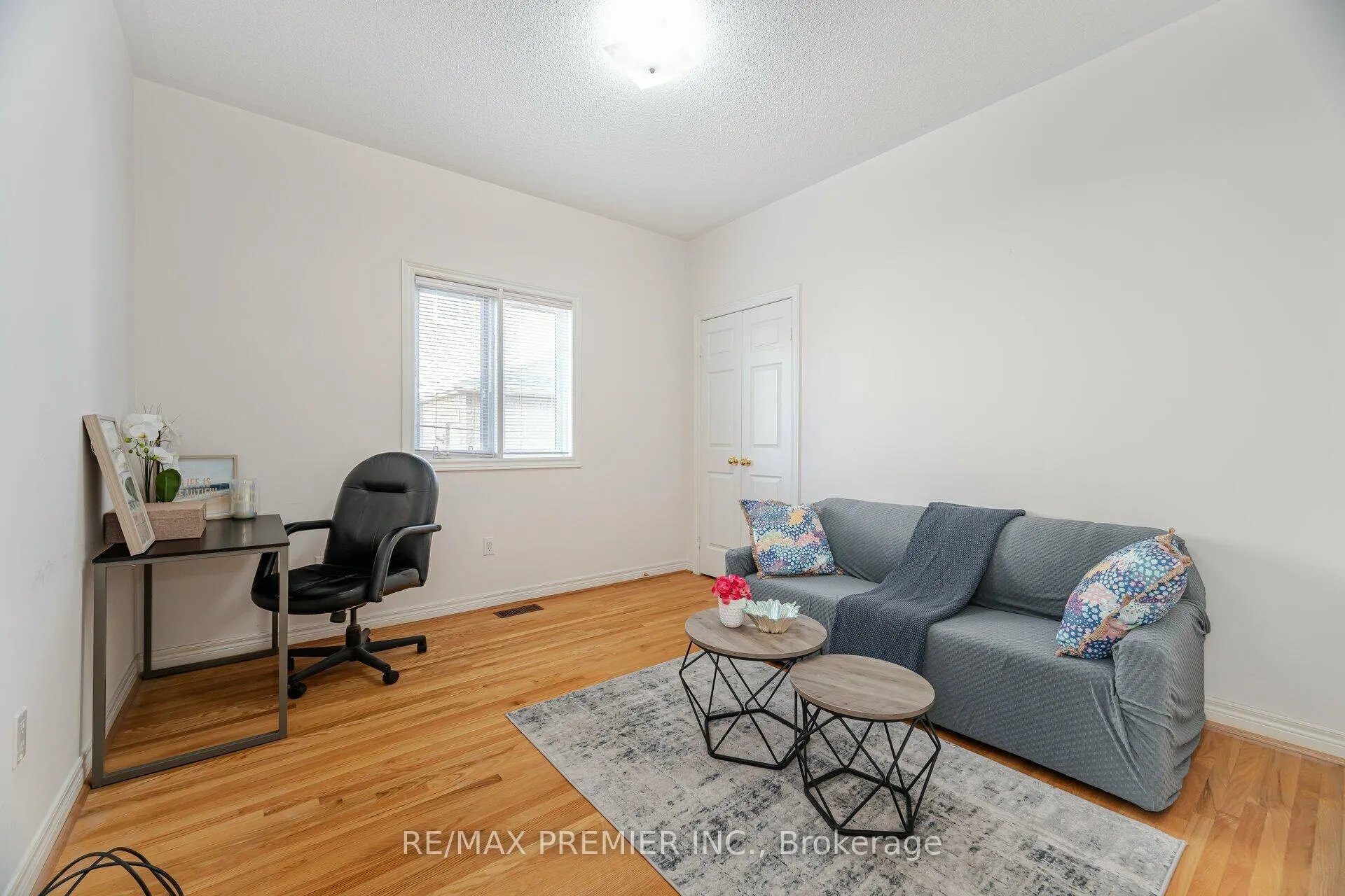 Photo 20 of 350 Calvert Road, Markham, Cachet — HOMEH