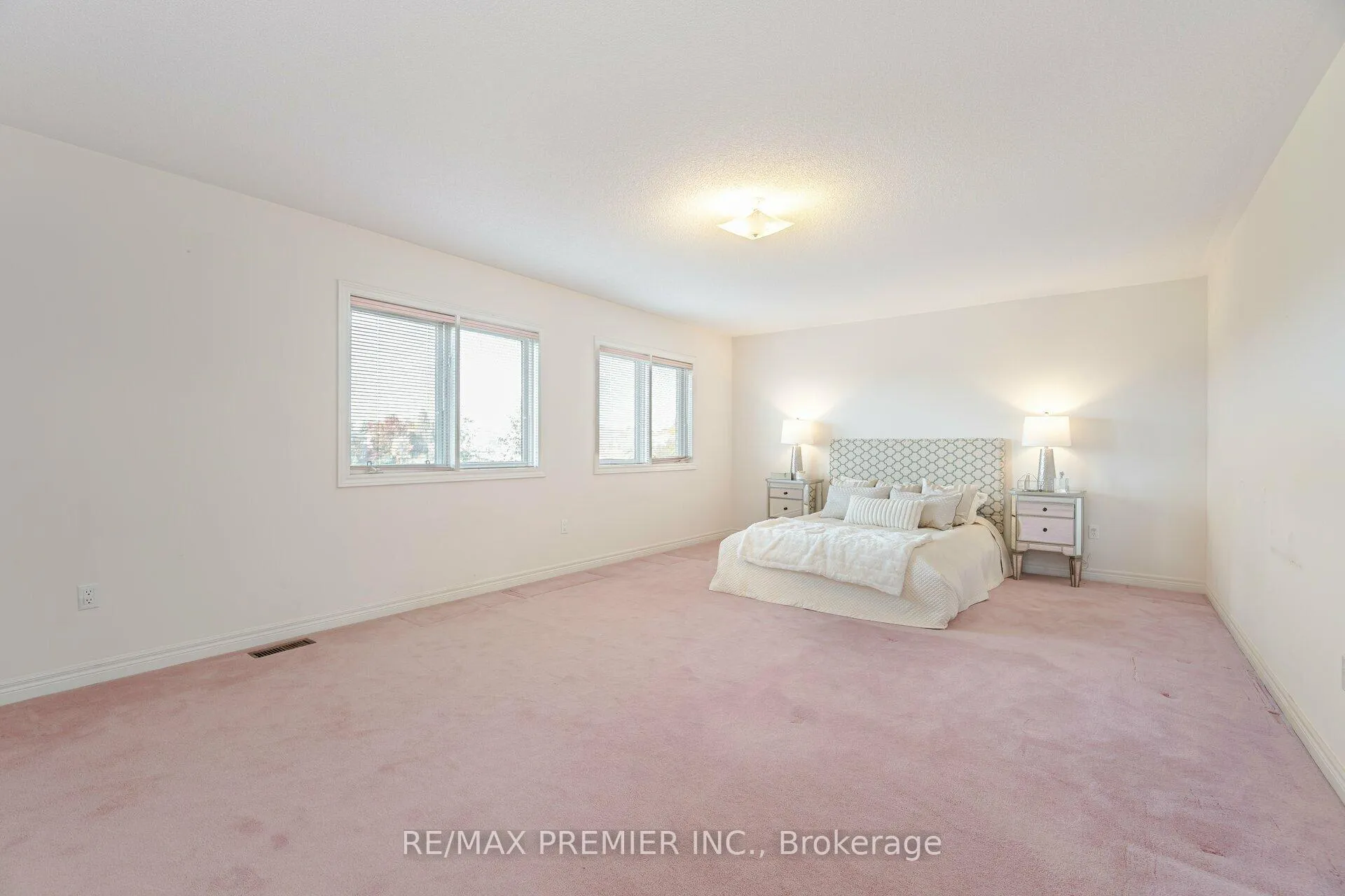 Photo 22 of 350 Calvert Road, Markham, Cachet — HOMEH