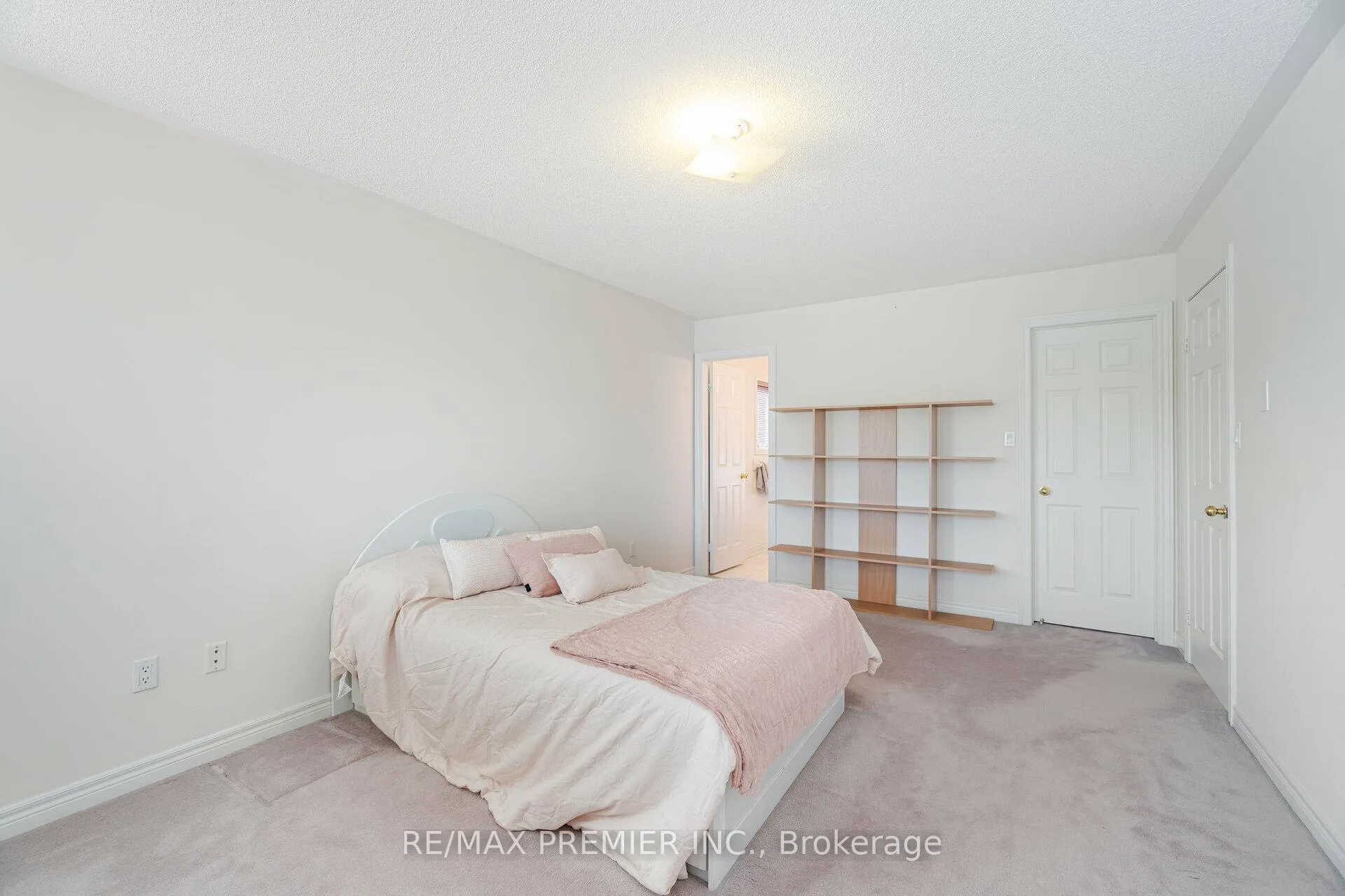 Photo 26 of 350 Calvert Road, Markham, Cachet — HOMEH