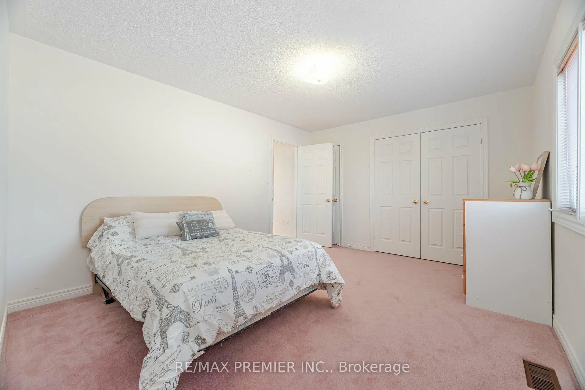 Photo 31 of 350 Calvert Road, Markham, Cachet — HOMEH