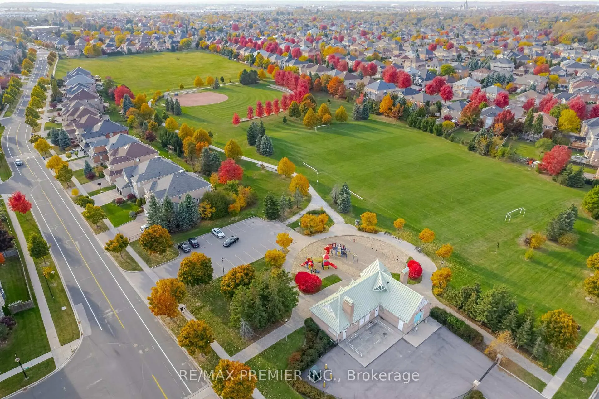 Photo 38 of 350 Calvert Road, Markham, Cachet — HOMEH