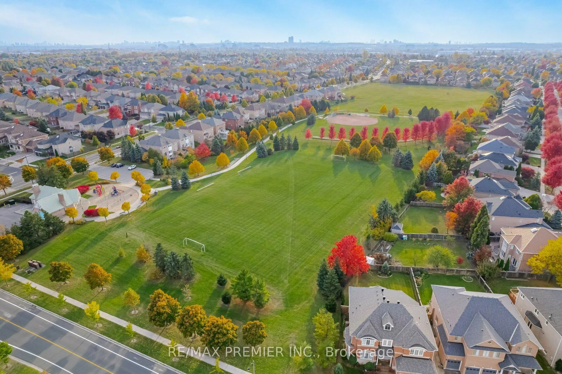 Photo 39 of 350 Calvert Road, Markham, Cachet — HOMEH