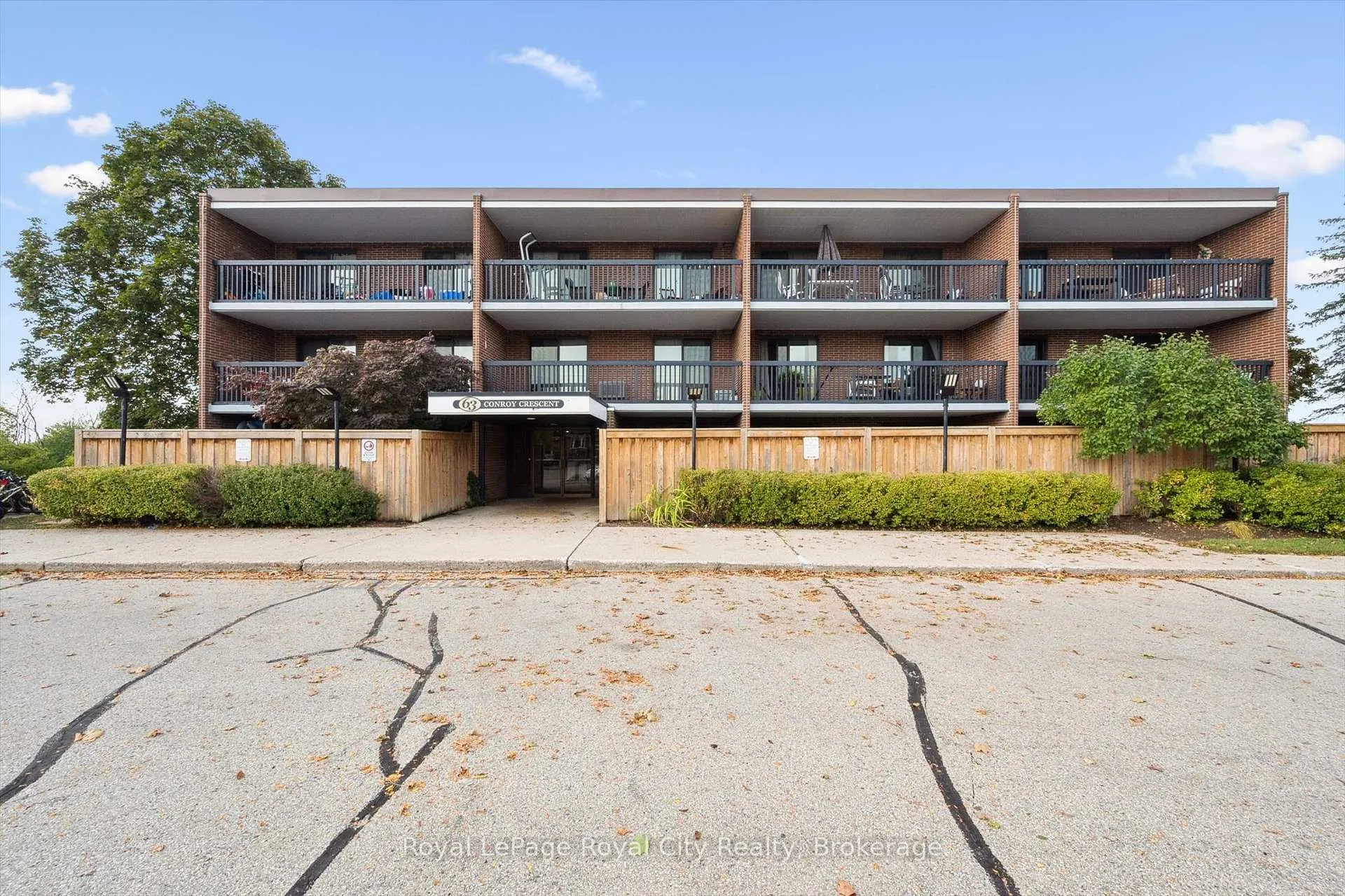 Photo 21 of Unit 24, 63 Conroy Crescent, Guelph, Dovercliffe Park/Old University — HOMEH
