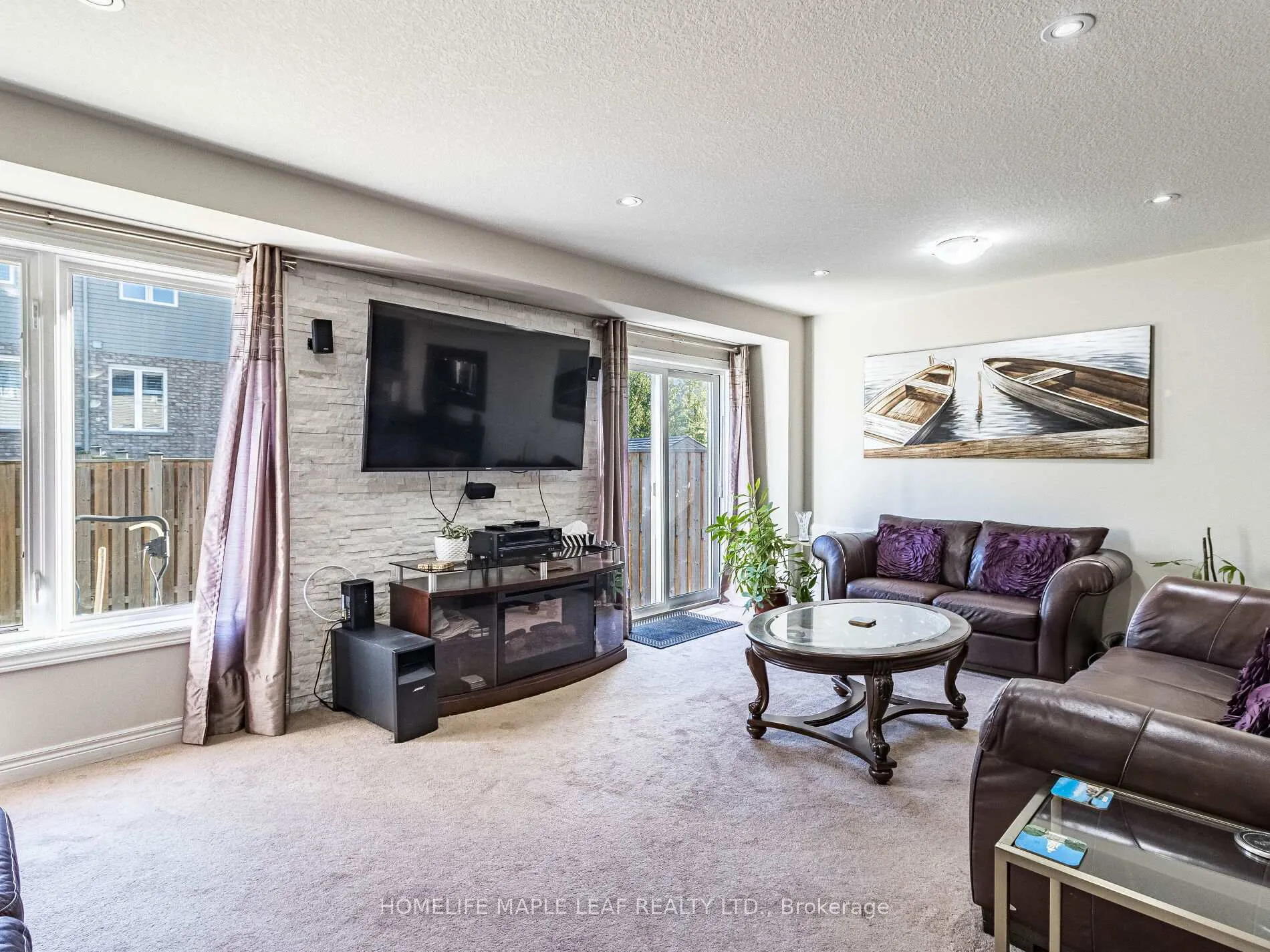 Photo 8 of 87 Celestial Crescent, Hamilton, Rural Glanbrook — HOMEH