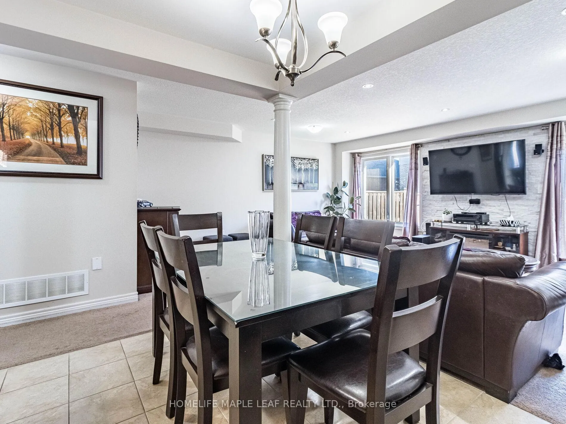 Photo 12 of 87 Celestial Crescent, Hamilton, Rural Glanbrook — HOMEH