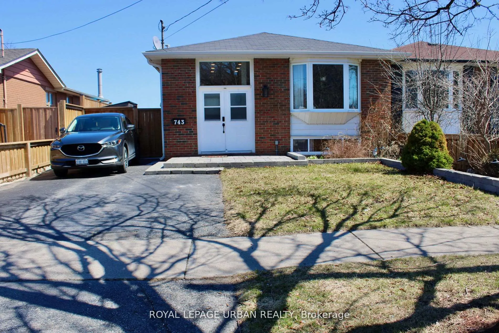 Front of 743 West Shore Boulevard