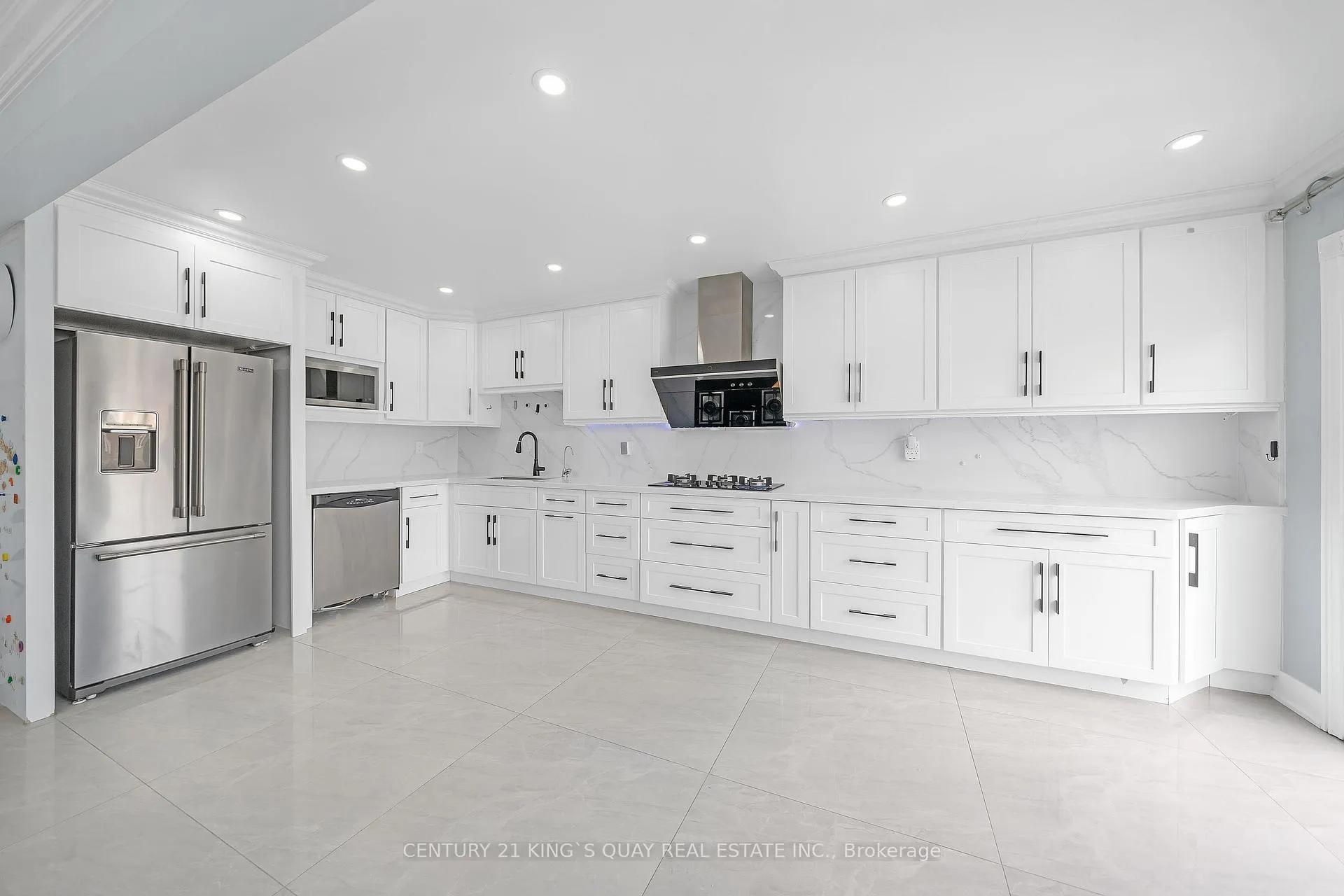 Photo 16 of 54 Mary Pearson Drive, Markham, Middlefield — HOMEH