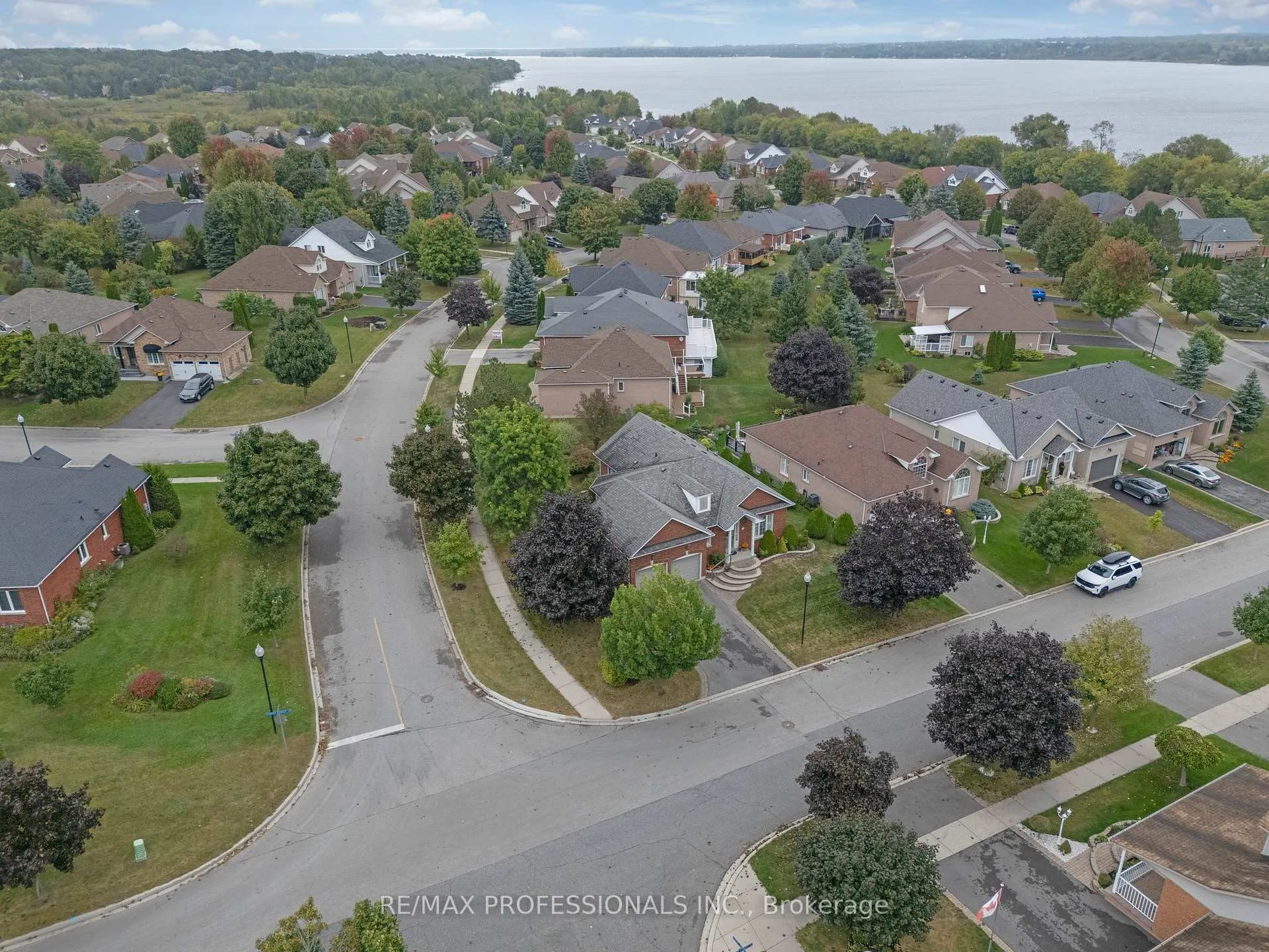 Photo 40 of 71 Country Estates Drive, Scugog, Port Perry — HOMEH