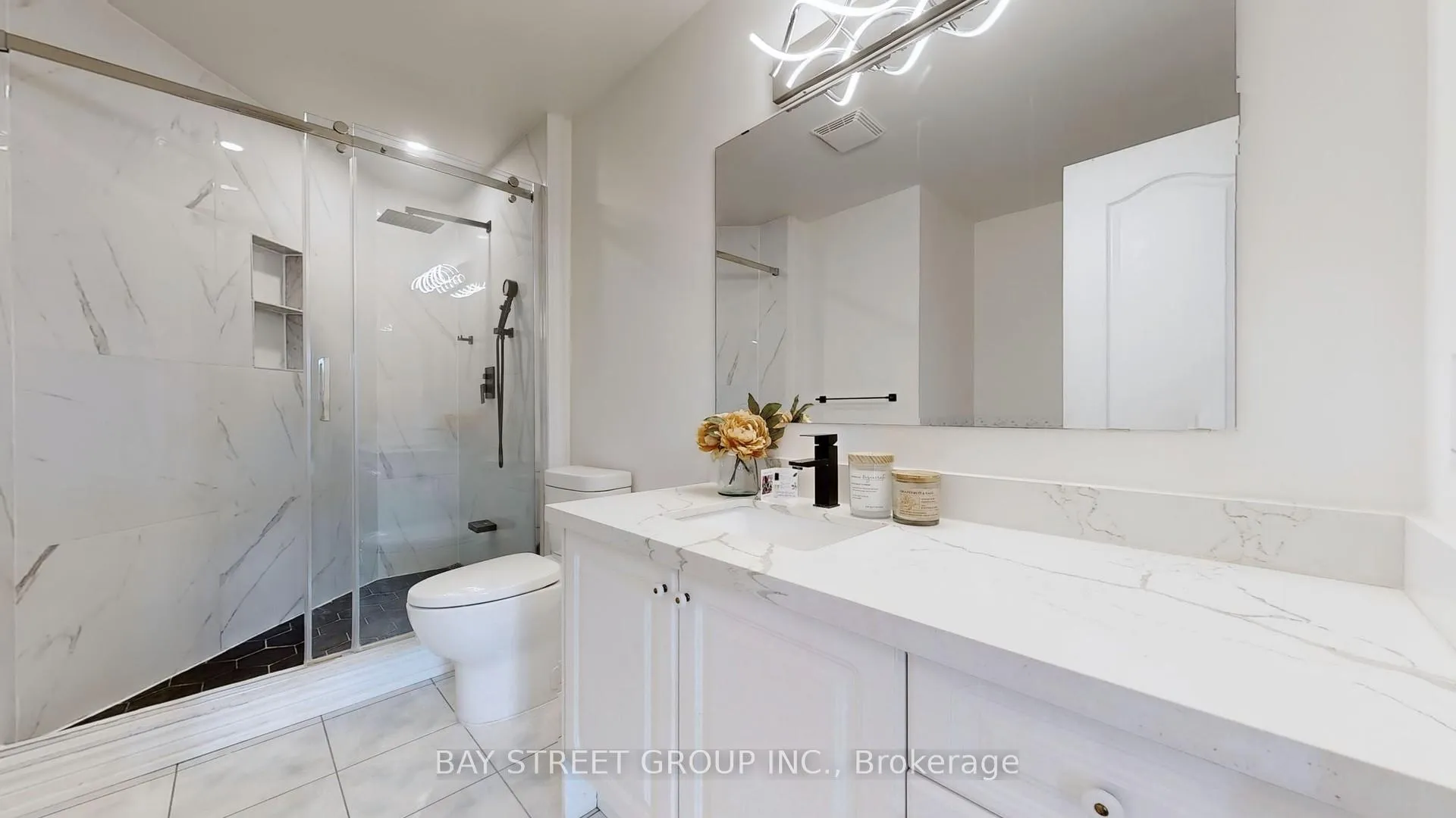 Photo 18 of 27 Boxhill Road, Markham, Milliken Mills East — HOMEH