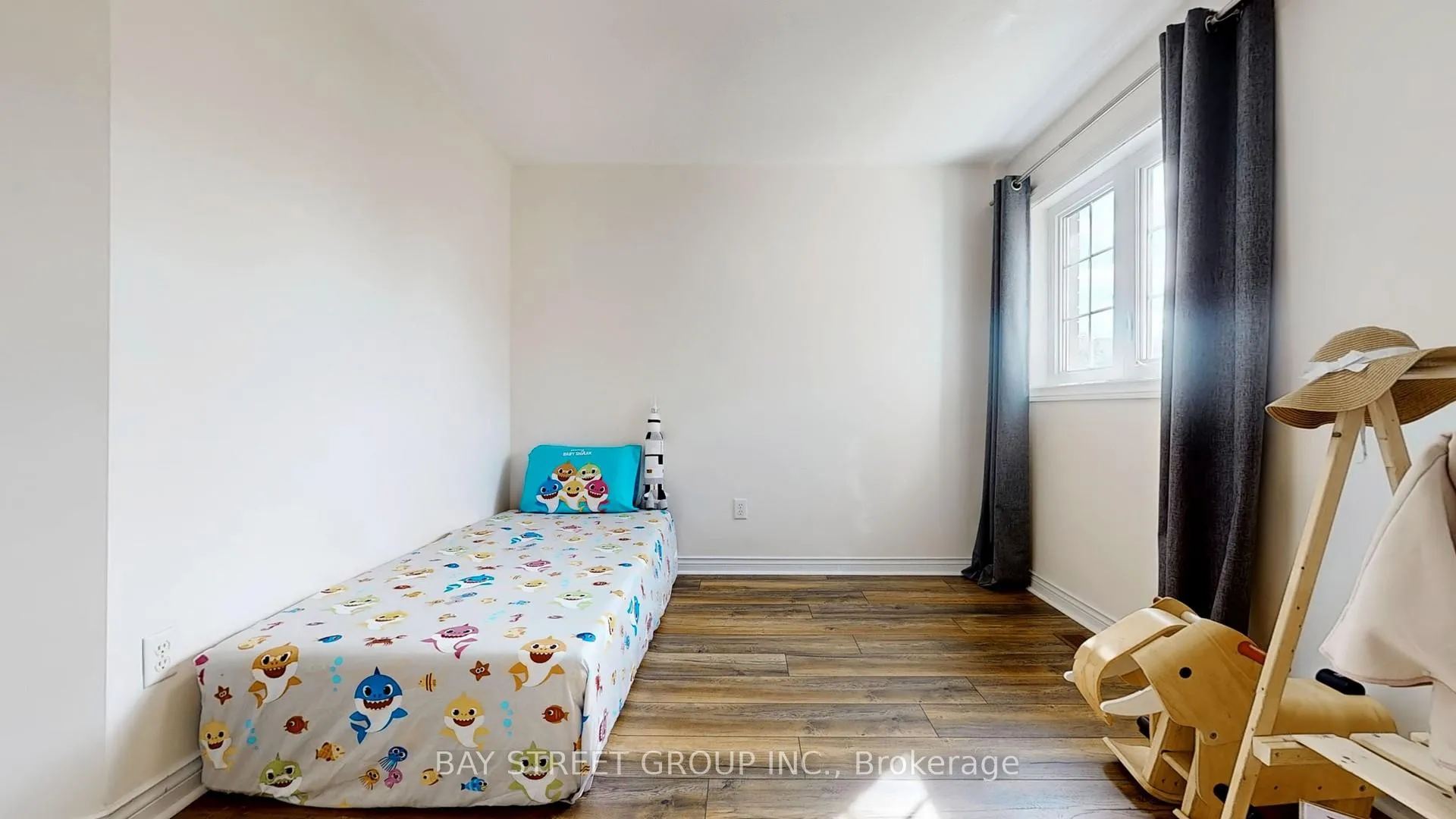 Photo 19 of 27 Boxhill Road, Markham, Milliken Mills East — HOMEH