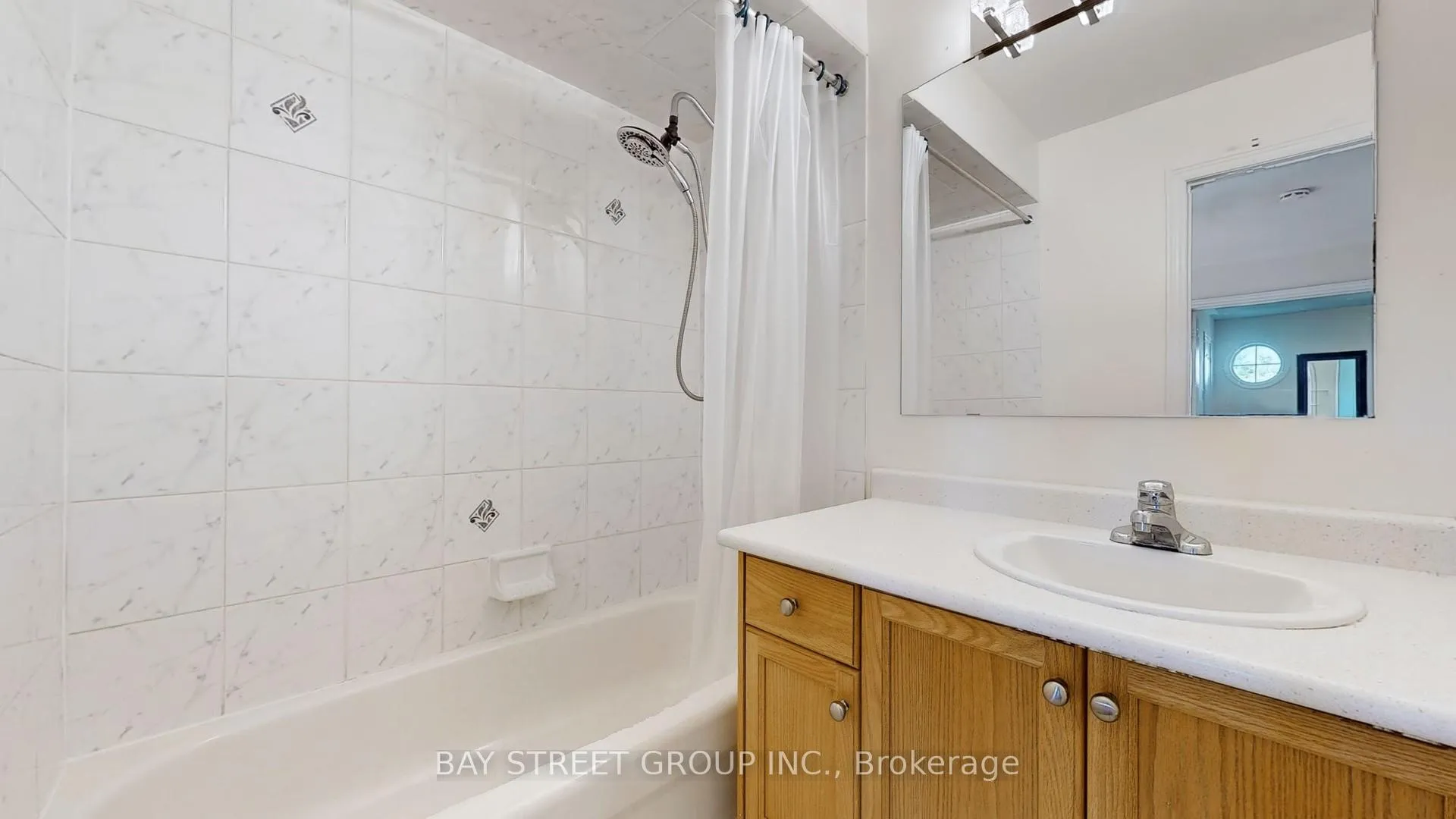 Photo 25 of 27 Boxhill Road, Markham, Milliken Mills East — HOMEH