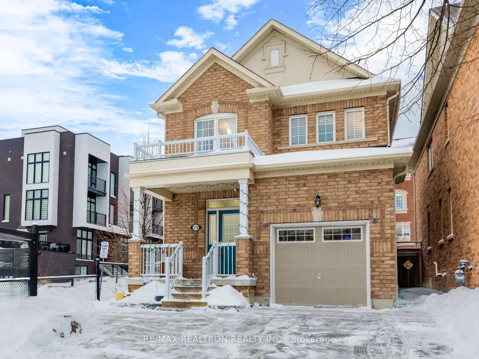 Photo 3 of 178 Angus Drive, Ajax, Central — HOMEH