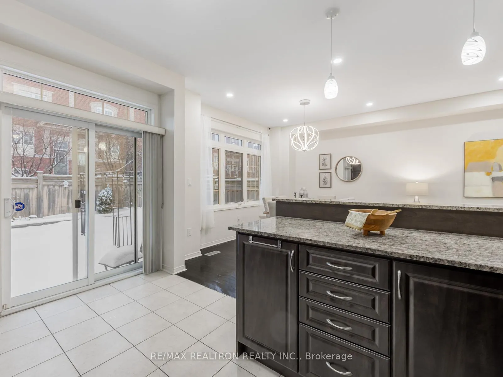 Photo 14 of 178 Angus Drive, Ajax, Central — HOMEH
