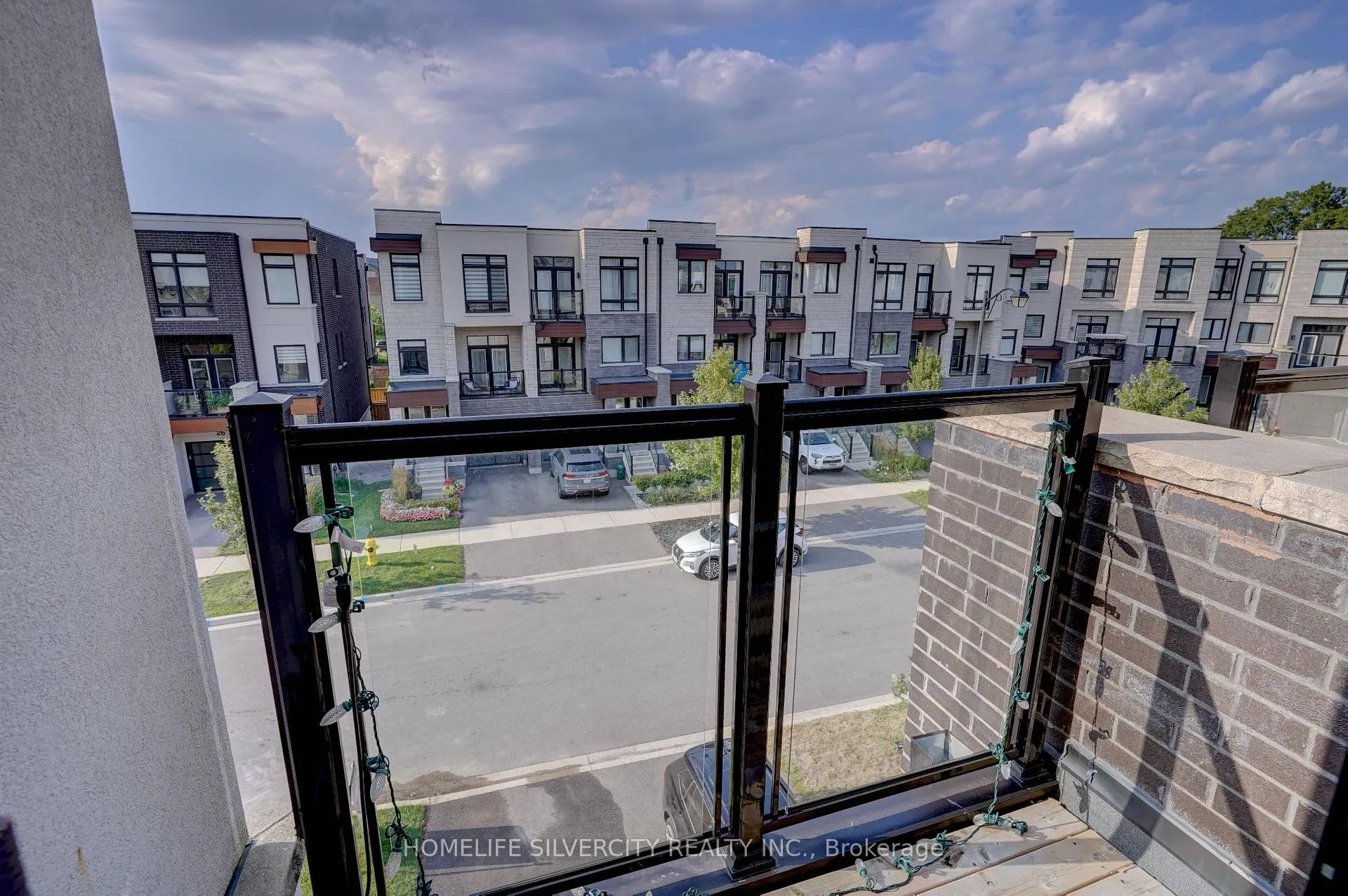 Photo 22 of 33 Golden Trail, Vaughan, Patterson — HOMEH