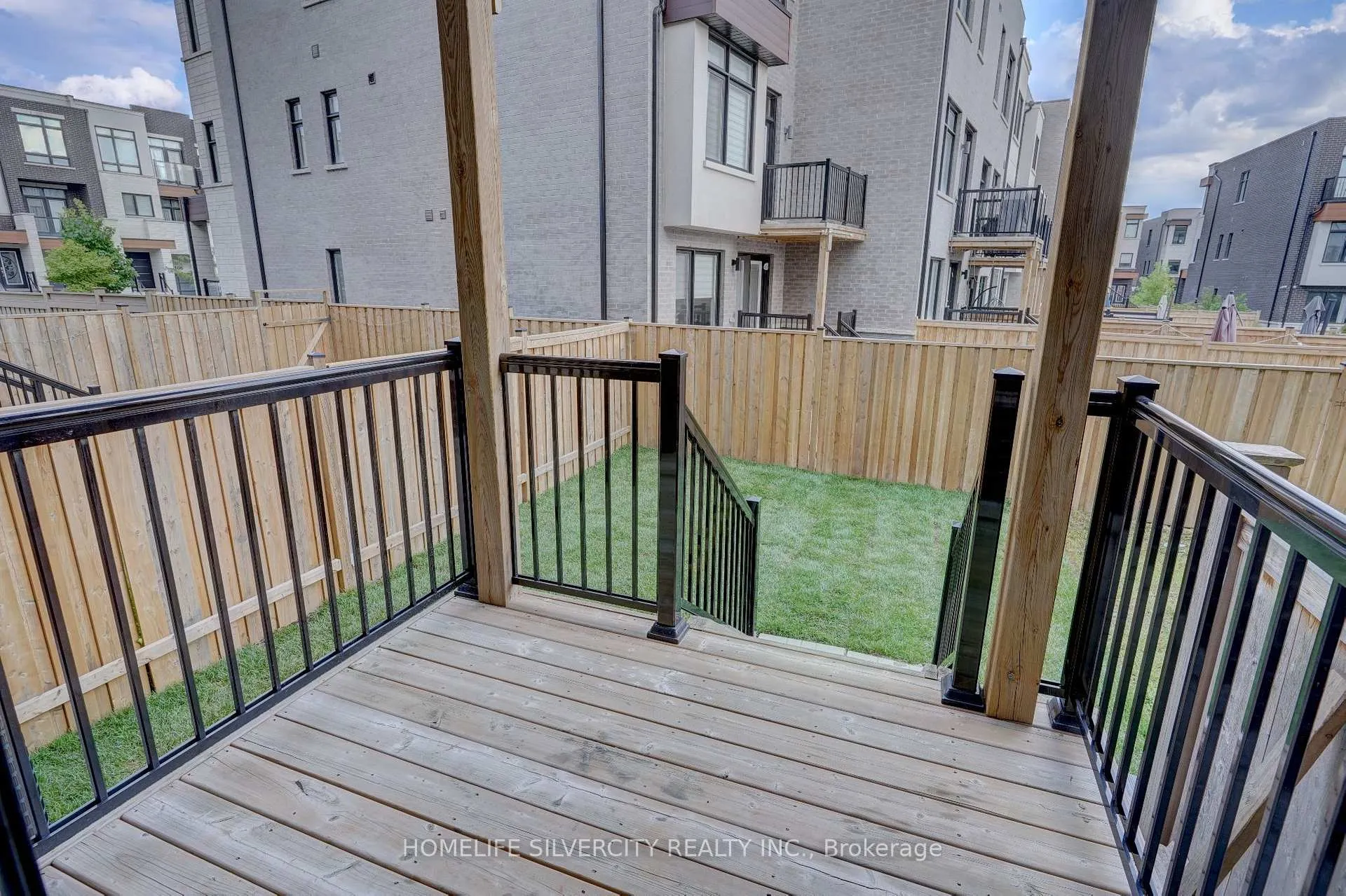 Photo 29 of 33 Golden Trail, Vaughan, Patterson — HOMEH