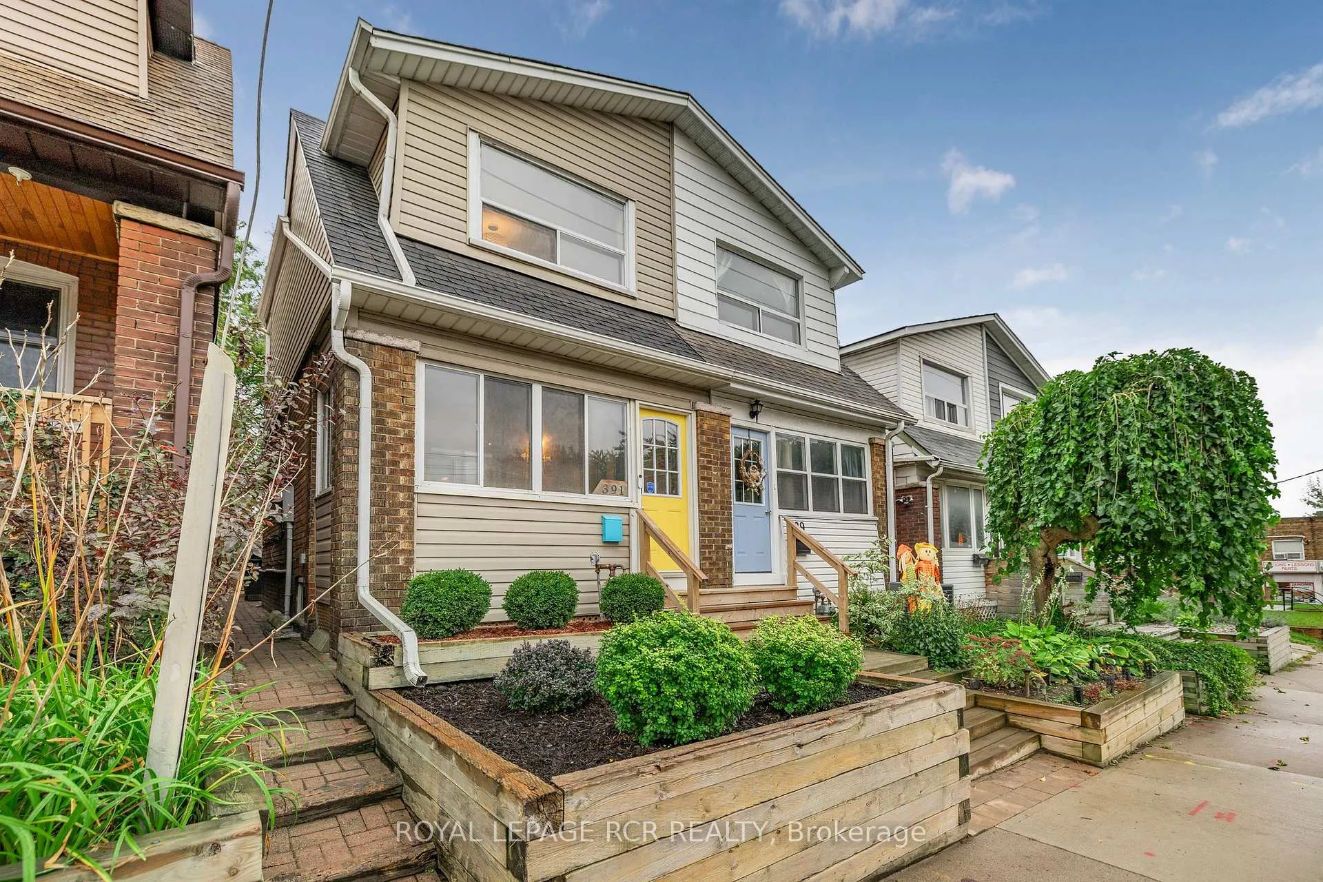 Photo 1 of 391 Kingston Road, Toronto, The Beaches — HOMEH