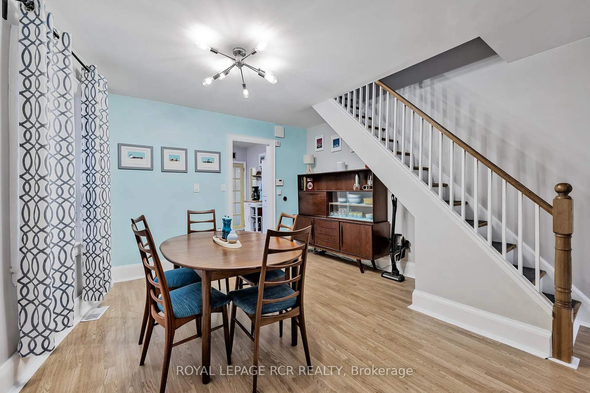 Photo 11 of 391 Kingston Road, Toronto, The Beaches — HOMEH