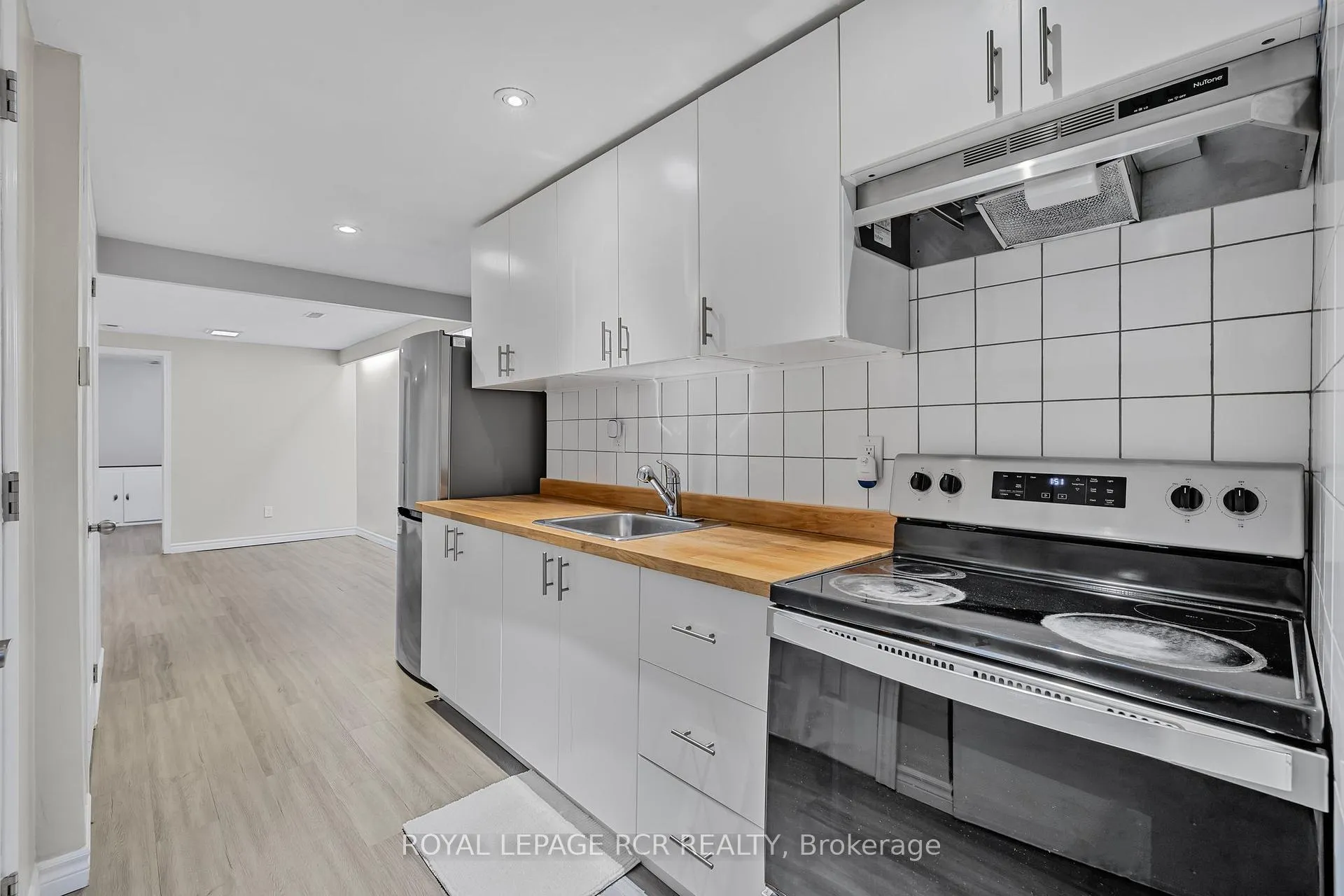 Photo 26 of 391 Kingston Road, Toronto, The Beaches — HOMEH