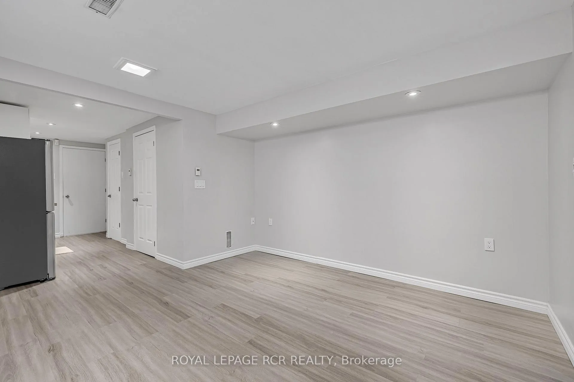 Photo 28 of 391 Kingston Road, Toronto, The Beaches — HOMEH