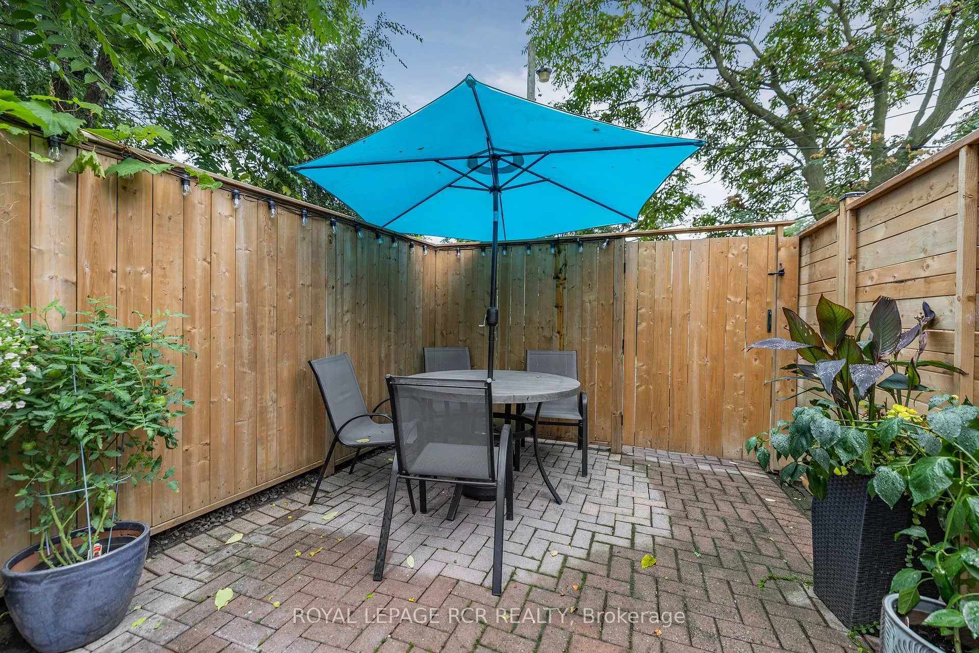 Photo 37 of 391 Kingston Road, Toronto, The Beaches — HOMEH