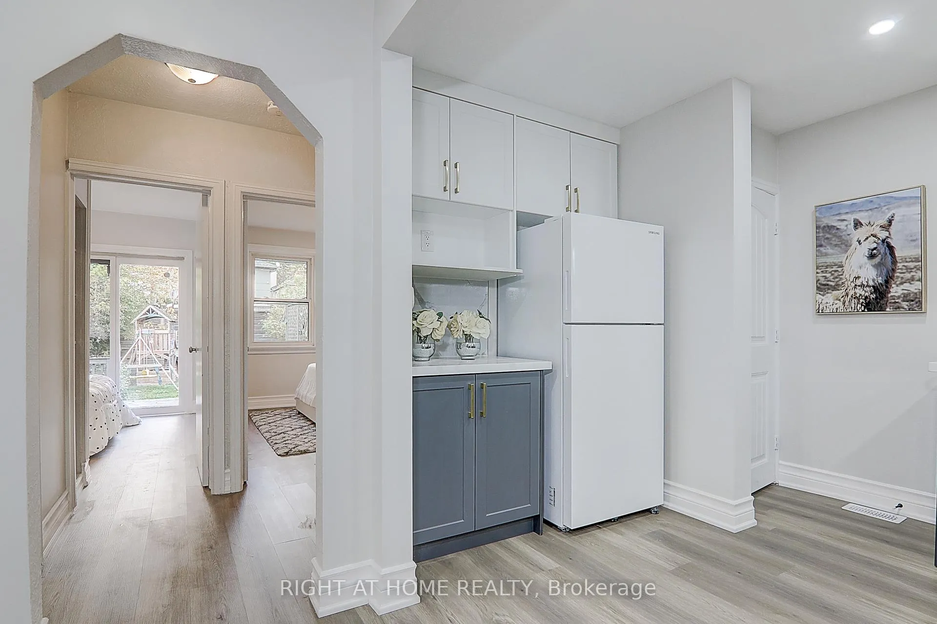 Photo 28 of 19 Stellarton Road, Scarborough, Clairlea-Birchmount — HOMEH