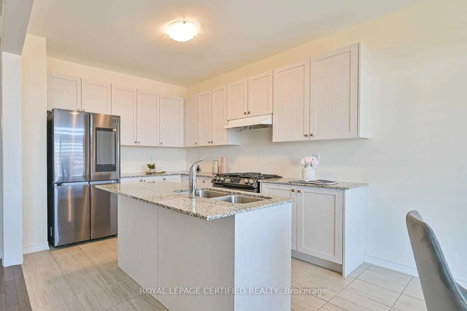 Photo 12 of 13 Eberly Woods Drive, Caledon, Caledon East — HOMEH
