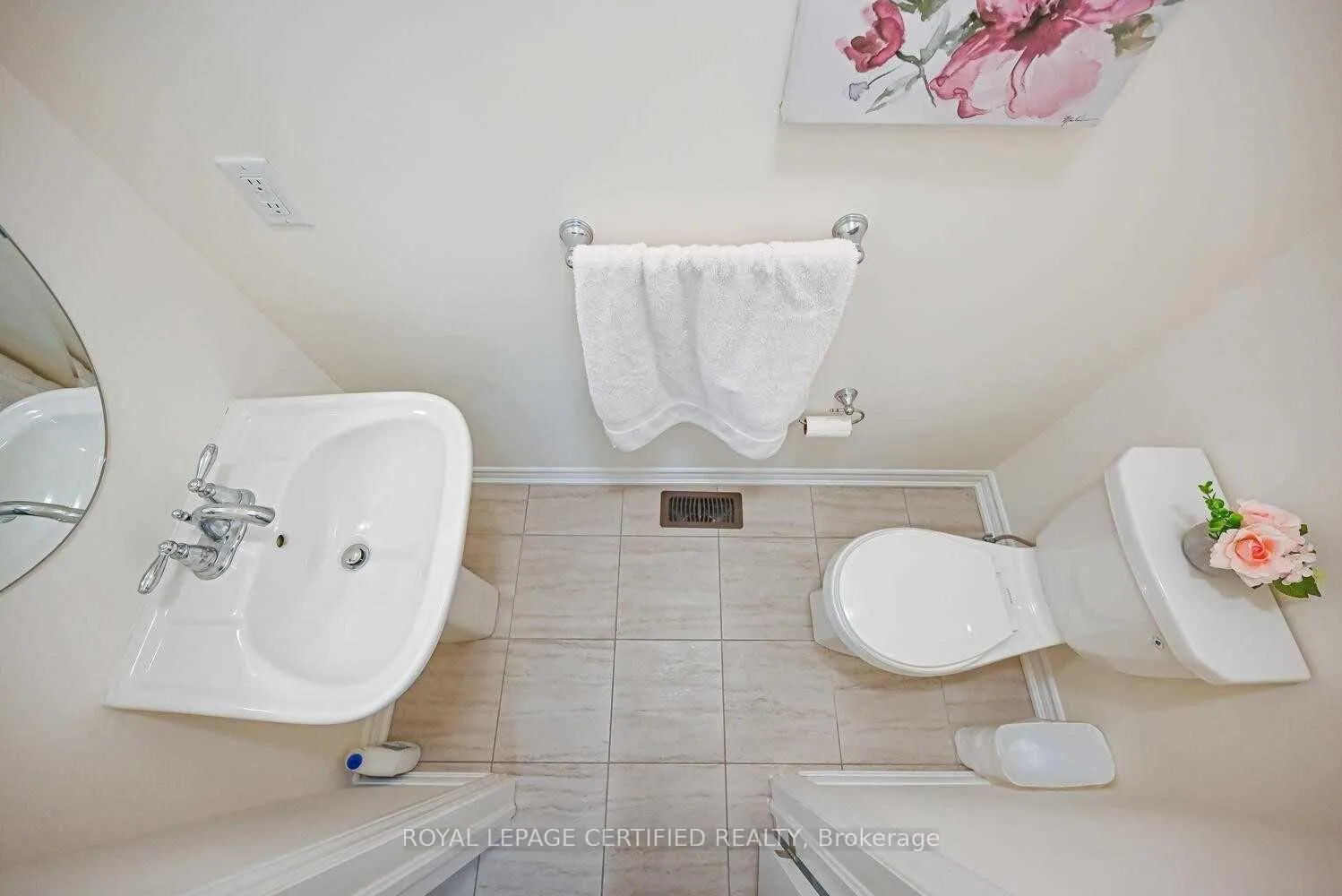 Photo 17 of 13 Eberly Woods Drive, Caledon, Caledon East — HOMEH