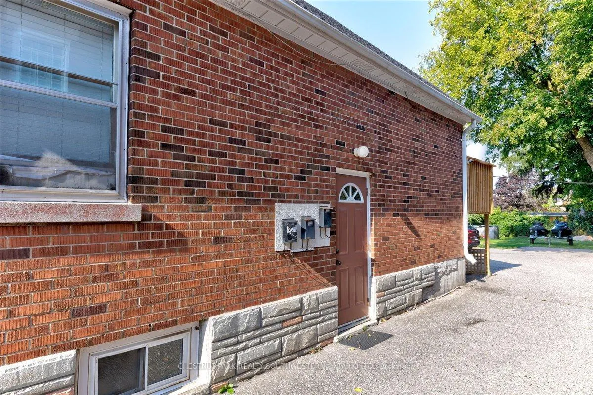 Photo 7 of 8 Onward Avenue, Kitchener, King East — HOMEH