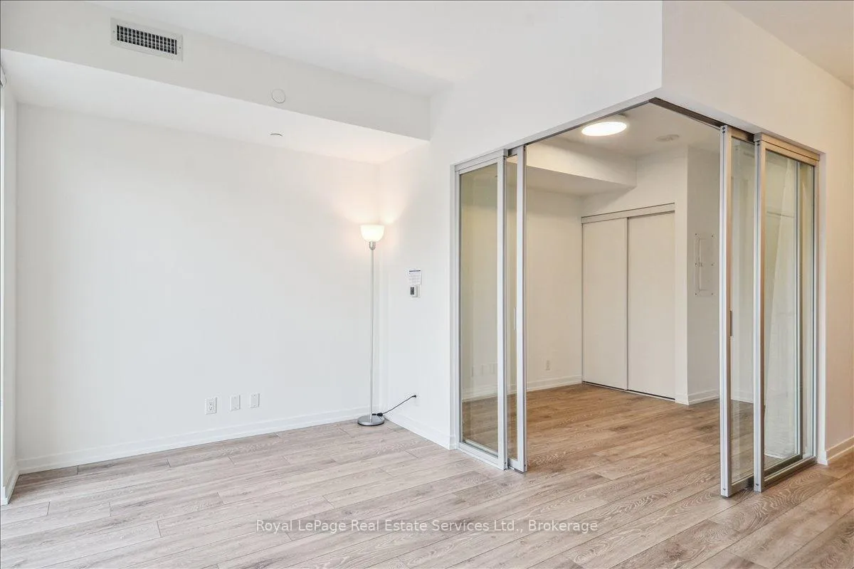 Photo 7 of Unit 327, 2020 Bathurst Street, Toronto, Humewood-Cedarvale — HOMEH