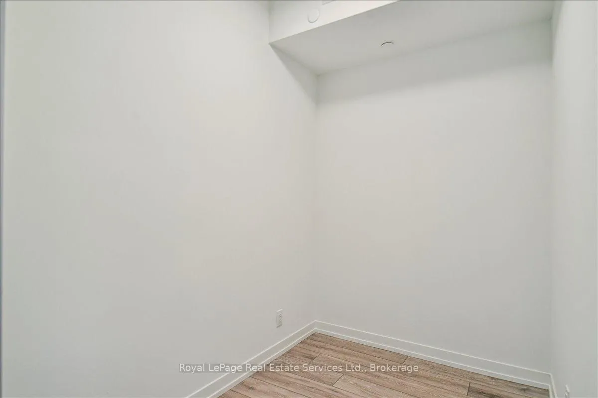 Photo 13 of Unit 327, 2020 Bathurst Street, Toronto, Humewood-Cedarvale — HOMEH