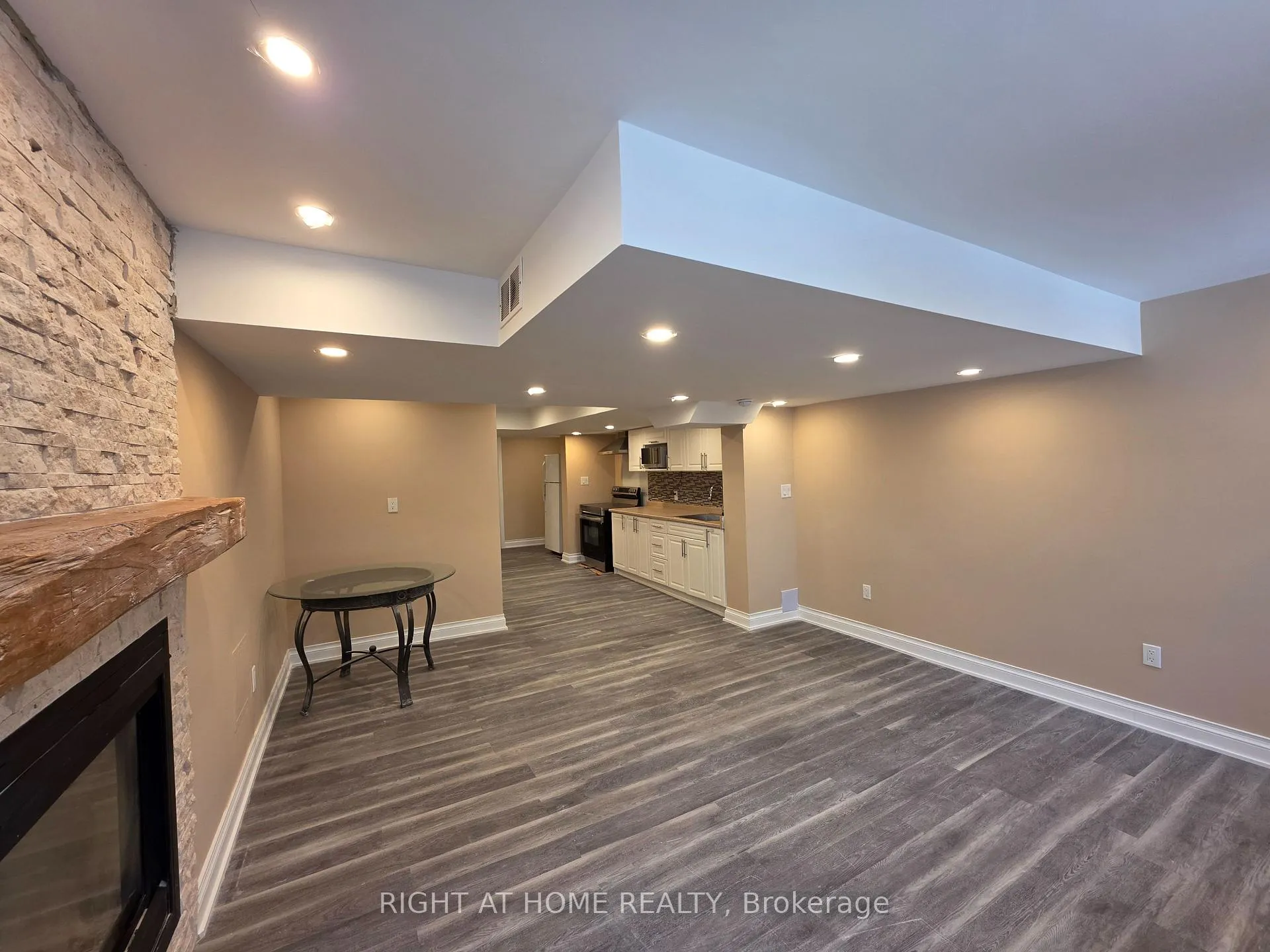 Photo 2 of Unit Lower, 2210 Minsky Place, Oshawa, Windfields — HOMEH