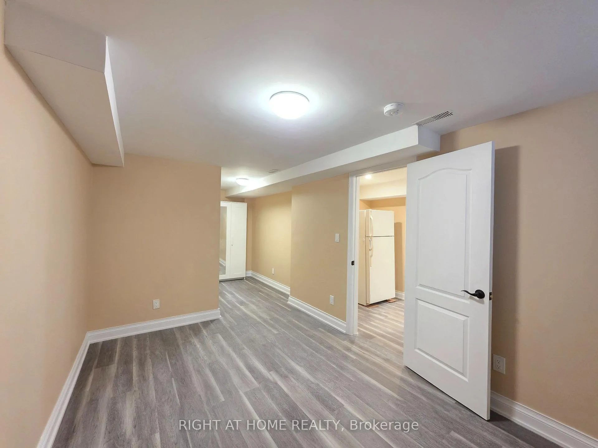 Photo 9 of Unit Lower, 2210 Minsky Place, Oshawa, Windfields — HOMEH