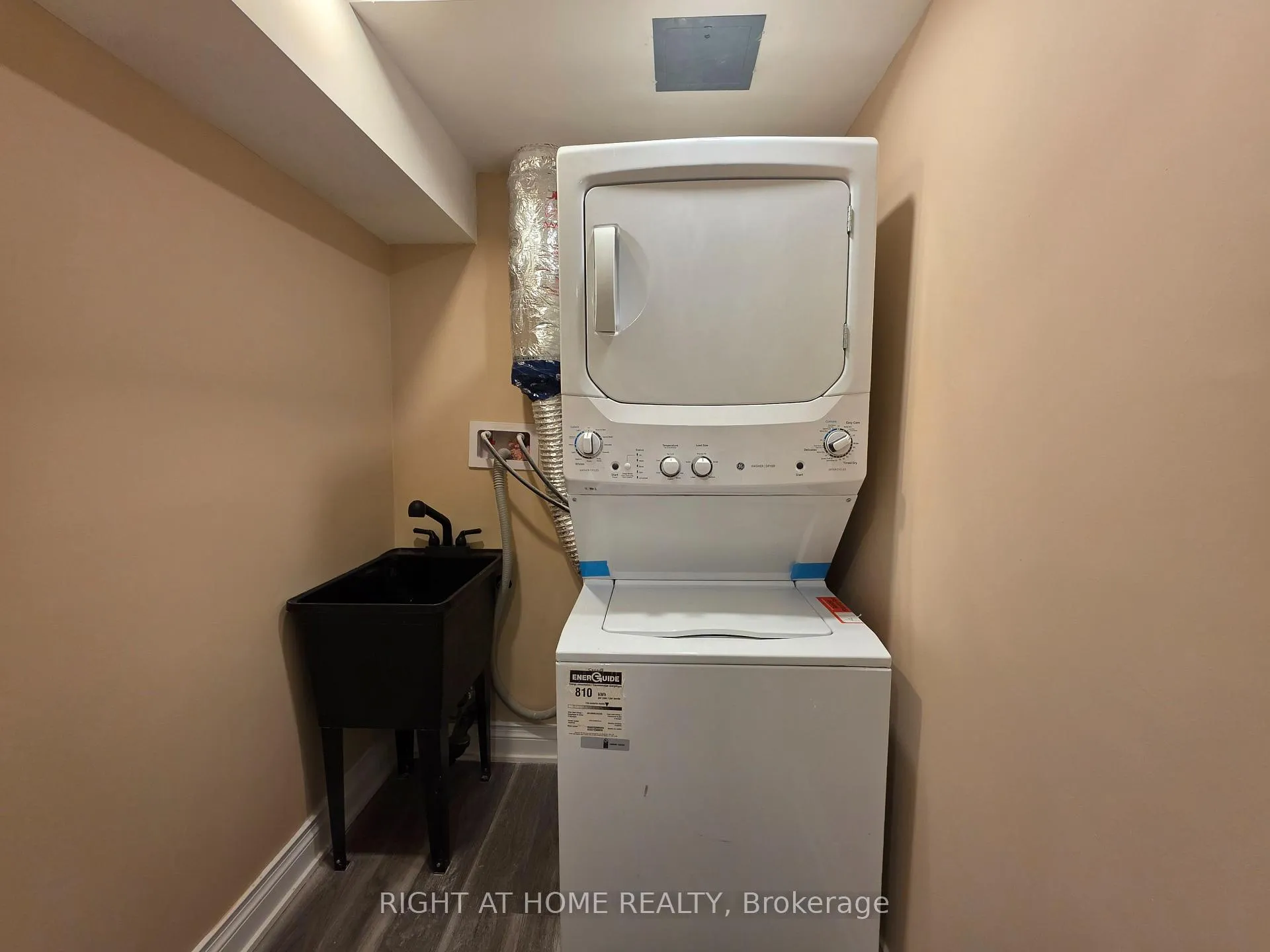 Photo 11 of Unit Lower, 2210 Minsky Place, Oshawa, Windfields — HOMEH