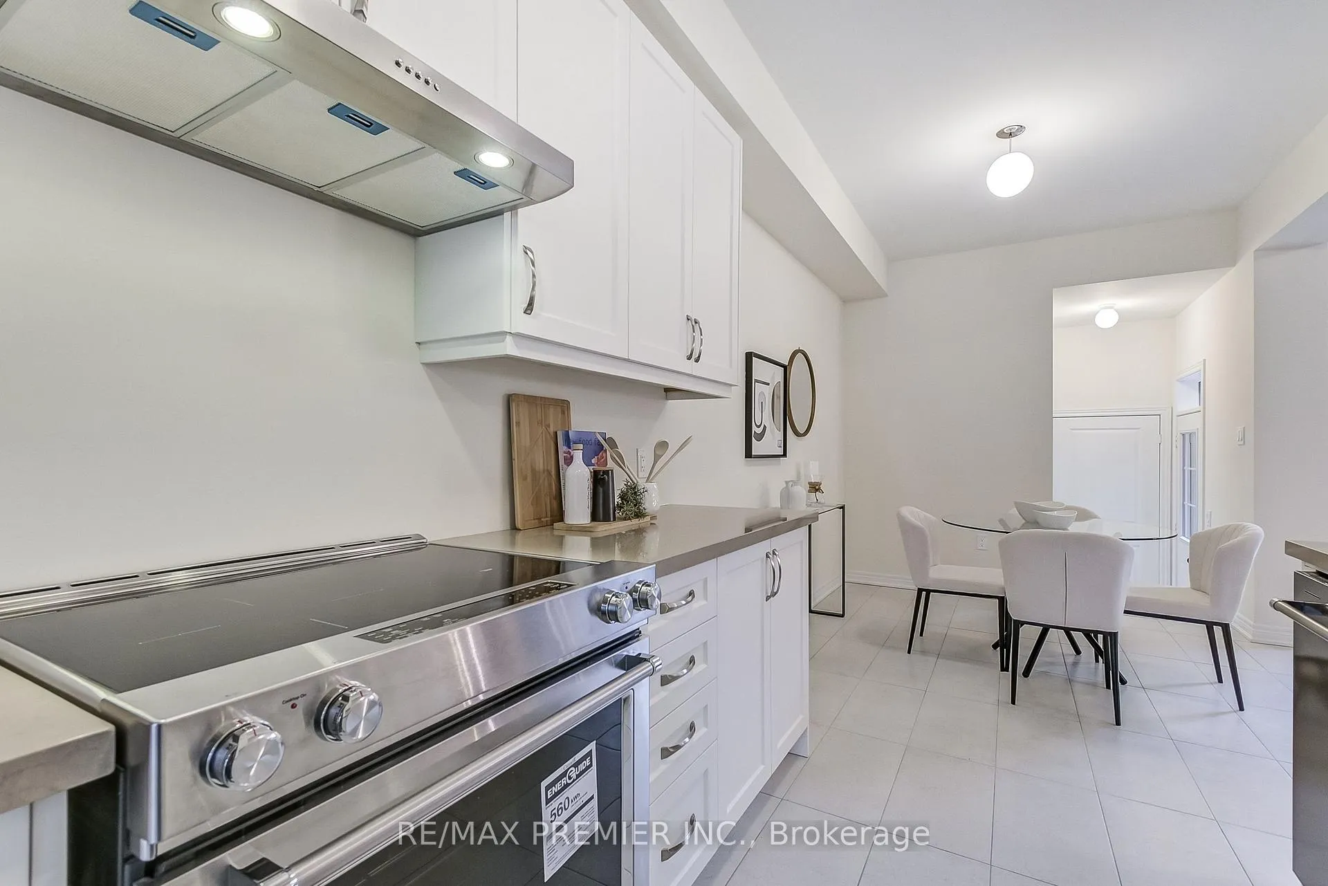 Photo 12 of 305 Coronation Road, Whitby, Rural Whitby — HOMEH
