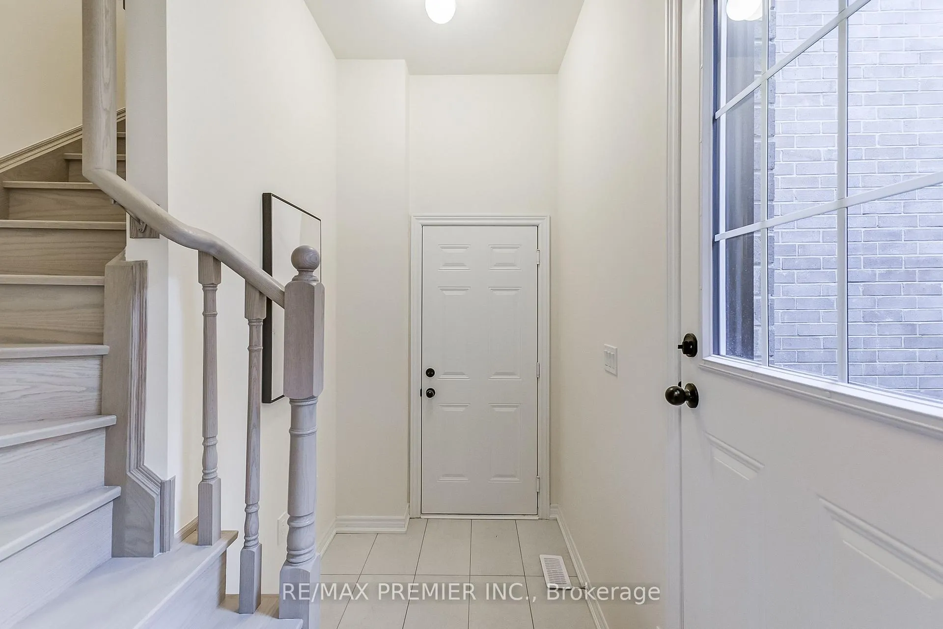 Photo 21 of 305 Coronation Road, Whitby, Rural Whitby — HOMEH