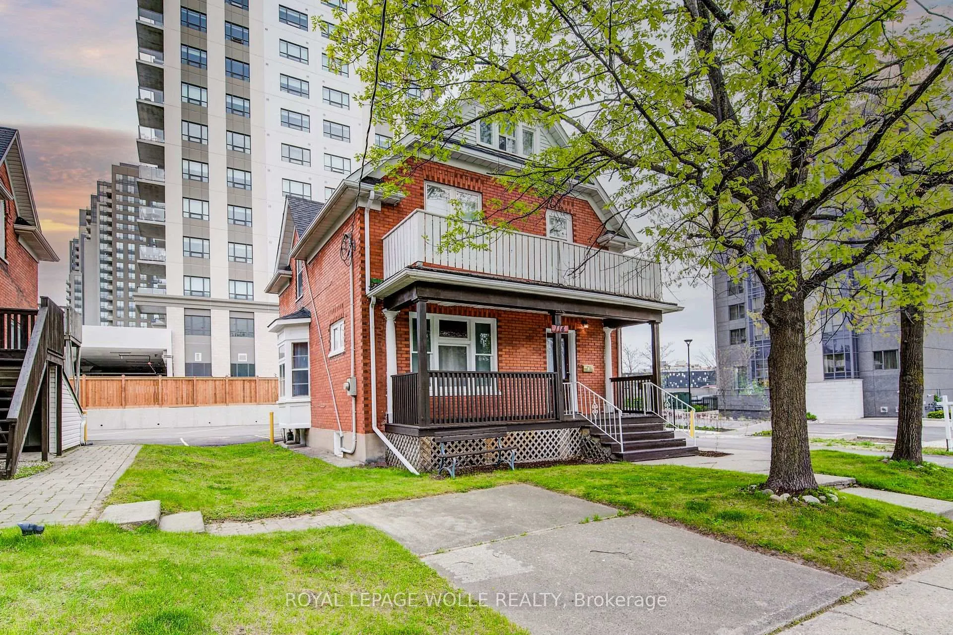 Photo 1 of 114 Erb Street W, Waterloo — HOMEH