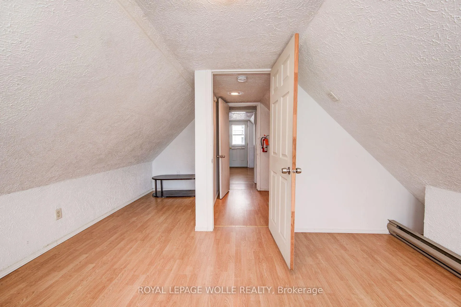 Photo 19 of 114 Erb Street W, Waterloo — HOMEH