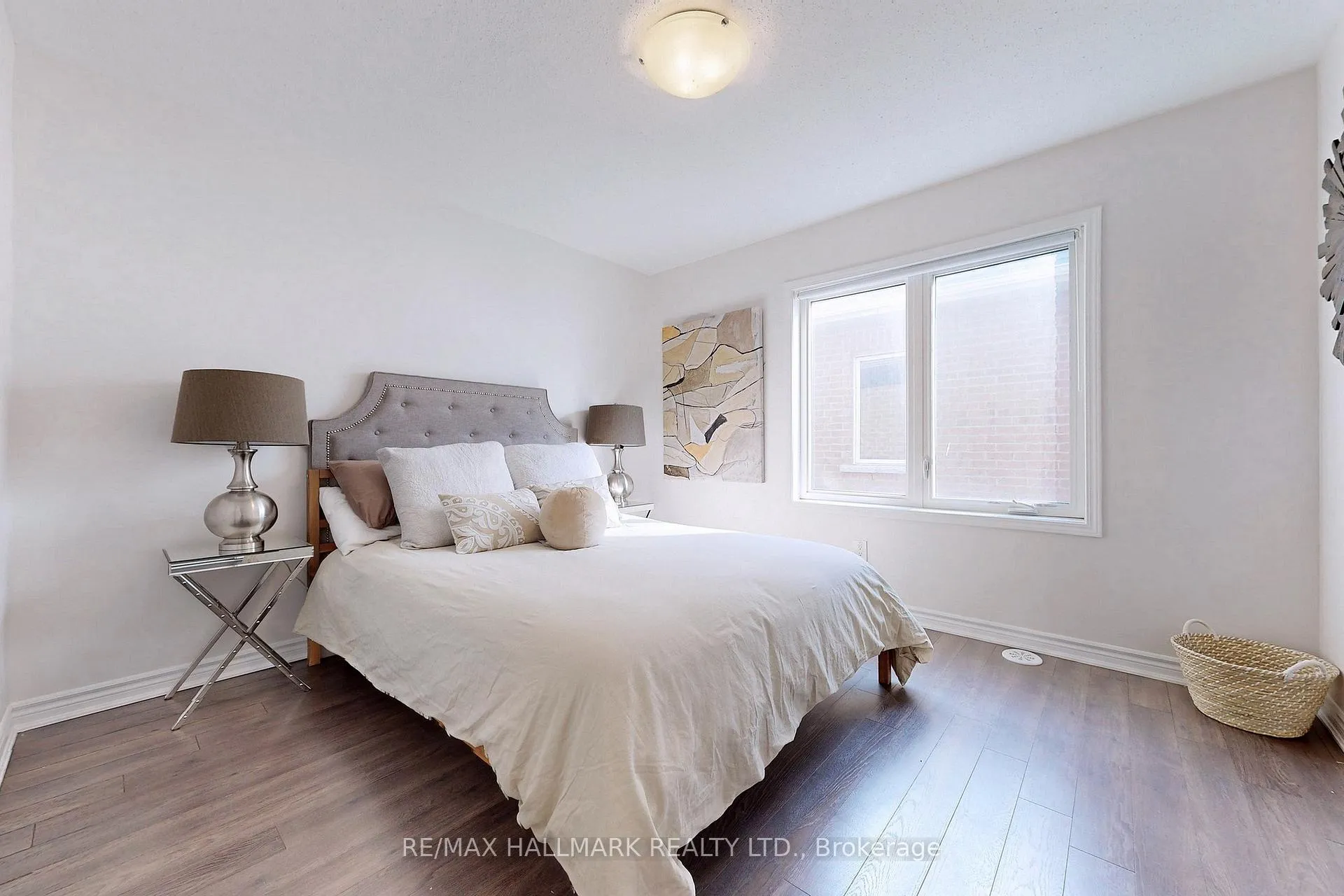 Photo 14 of 30 Fusilier Drive, Scarborough, Clairlea-Birchmount — HOMEH